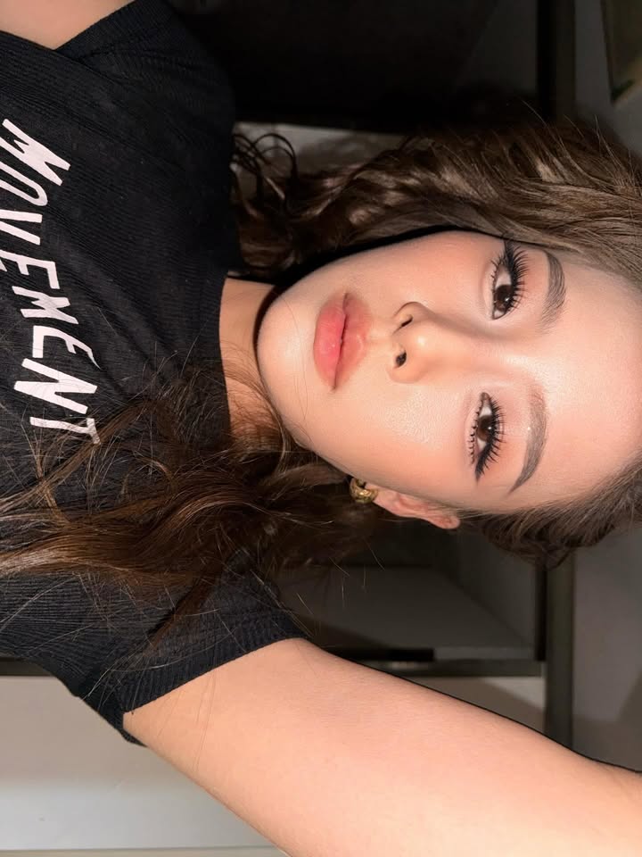 แพต - ชญานิษฐ์ ชาญสง่าเวช