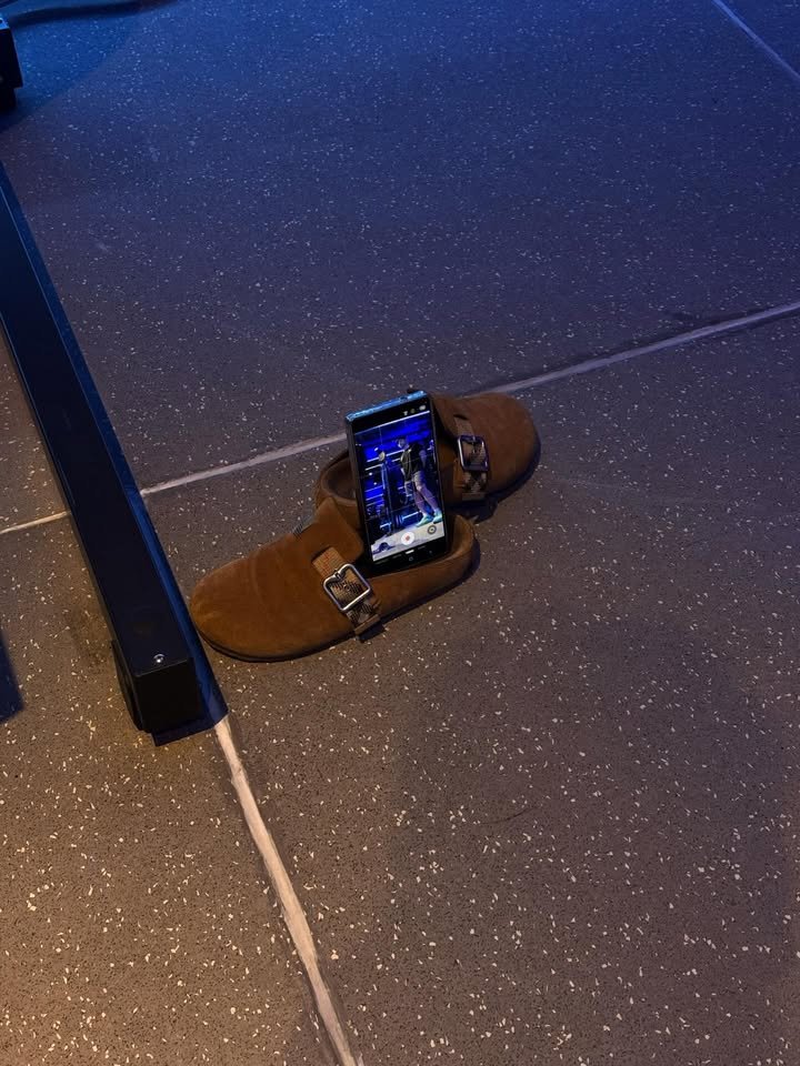 แพต - ชญานิษฐ์ ชาญสง่าเวช