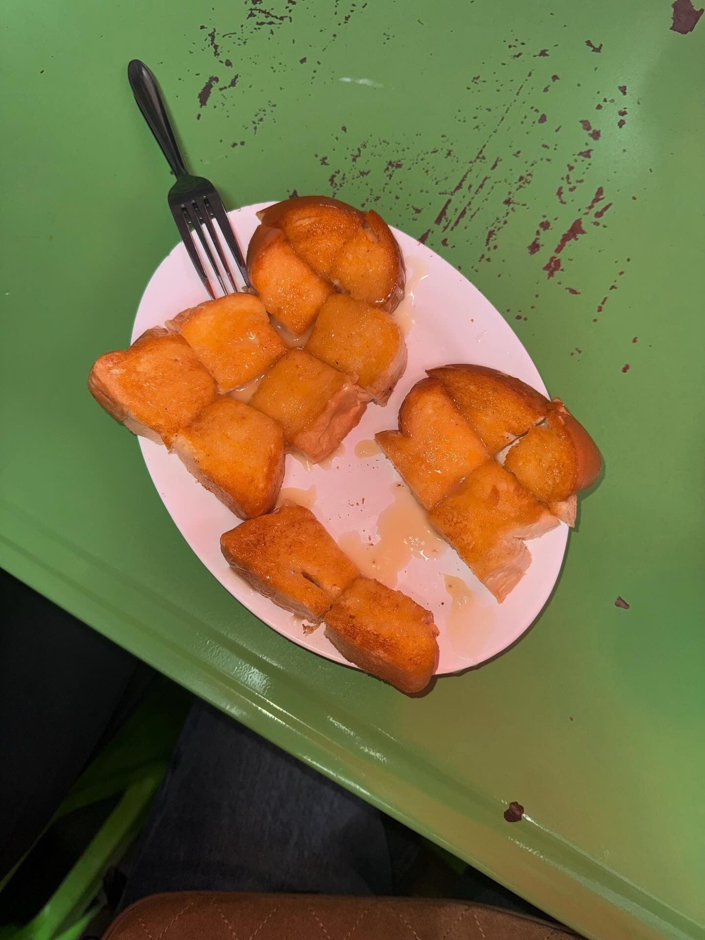 แพต - ชญานิษฐ์ ชาญสง่าเวช