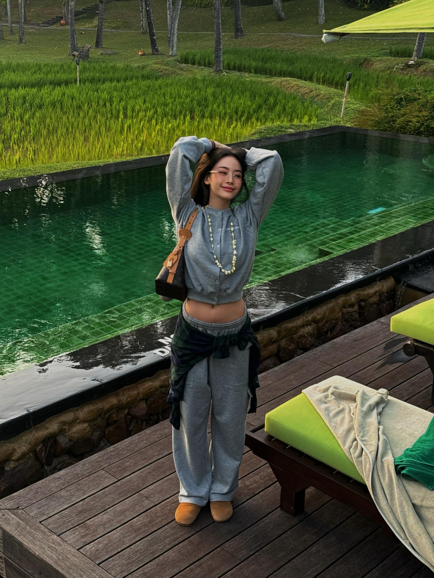 แพต - ชญานิษฐ์ ชาญสง่าเวช