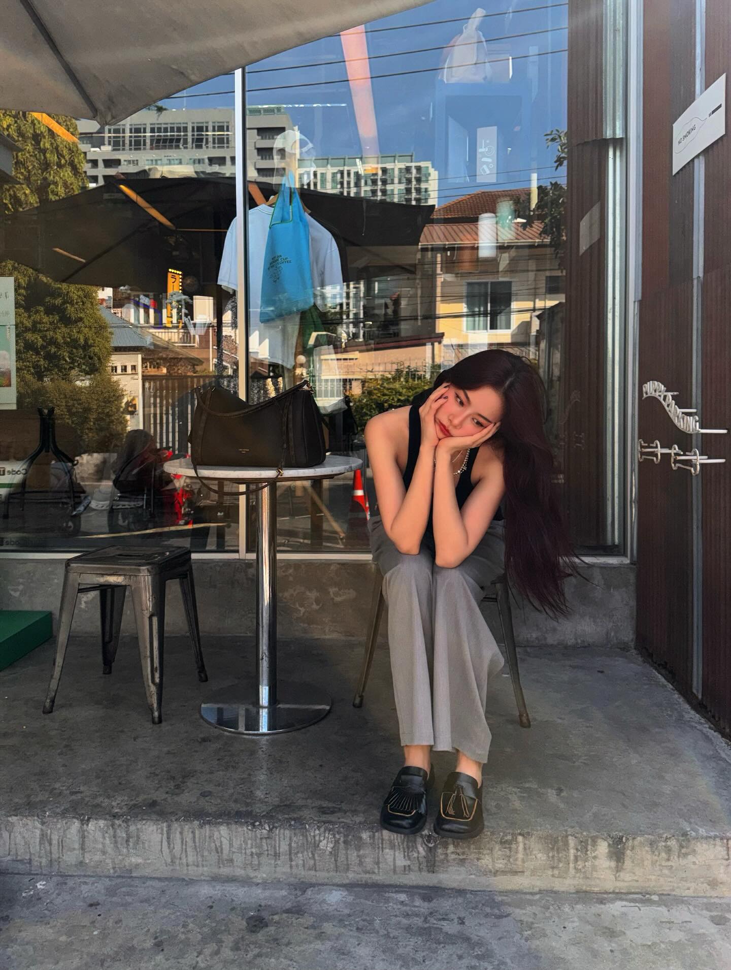 แพต - ชญานิษฐ์ ชาญสง่าเวช