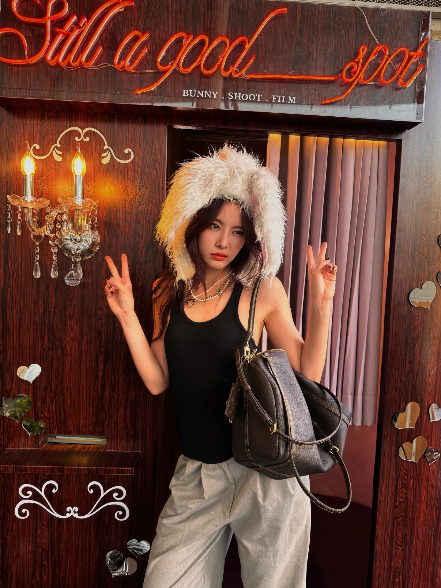 แพต - ชญานิษฐ์ ชาญสง่าเวช