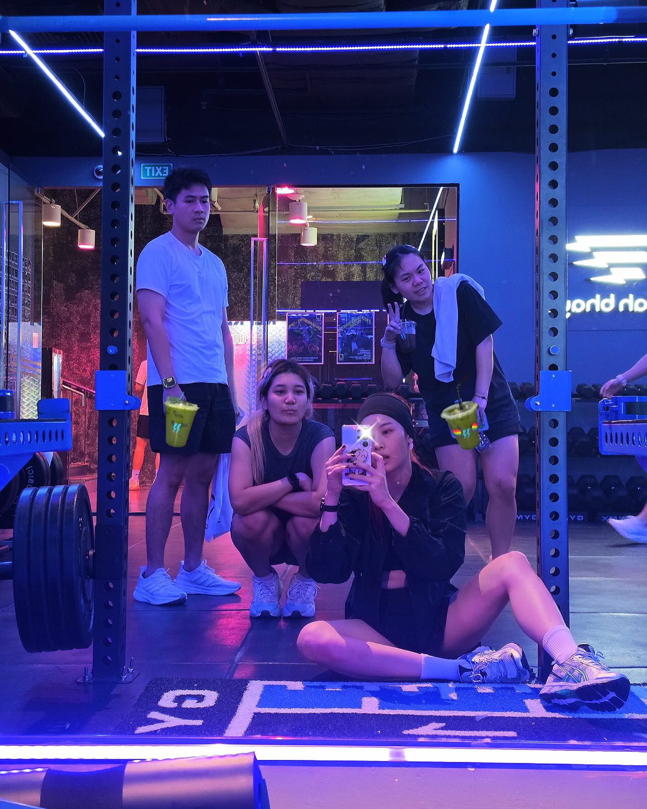 แพต - ชญานิษฐ์ ชาญสง่าเวช