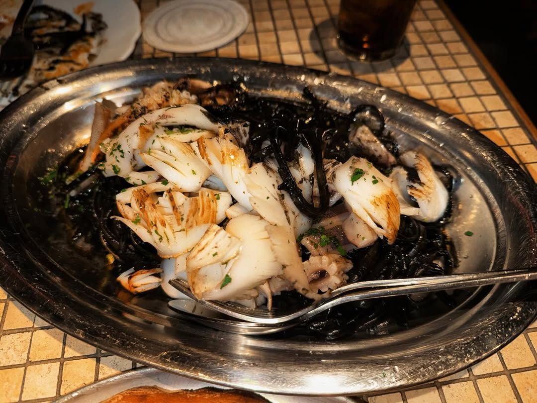 แพต - ชญานิษฐ์ ชาญสง่าเวช