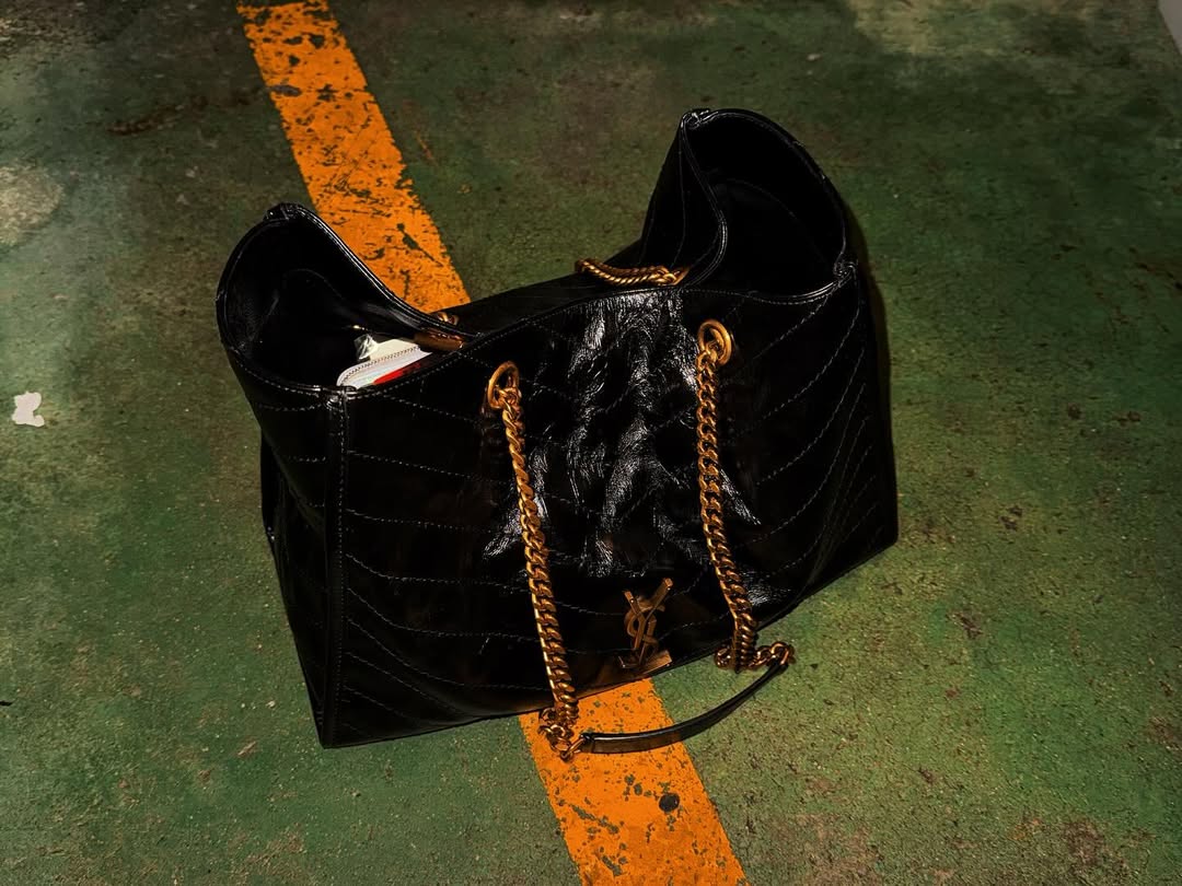 แพต - ชญานิษฐ์ ชาญสง่าเวช