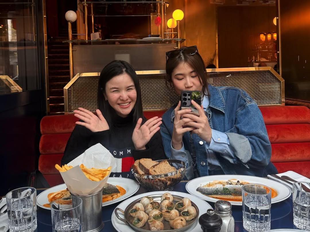 แพต - ชญานิษฐ์ ชาญสง่าเวช