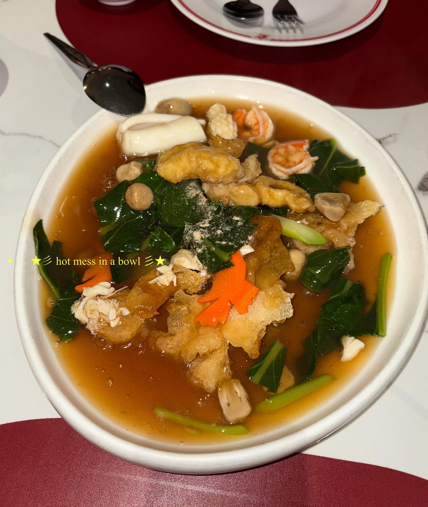 แพต - ชญานิษฐ์ ชาญสง่าเวช