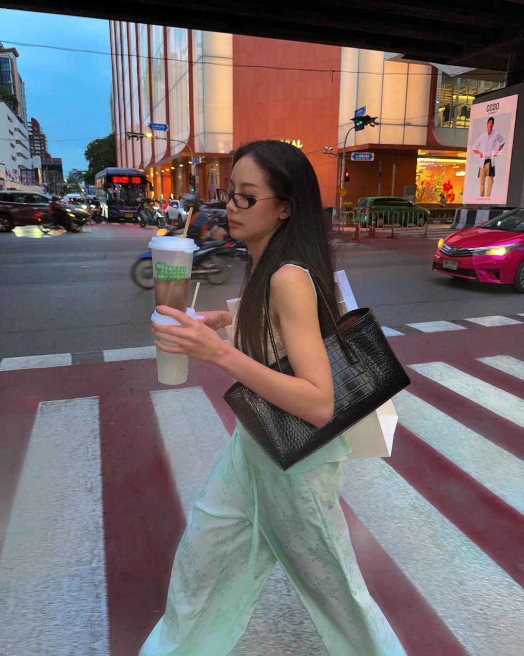 แพต - ชญานิษฐ์ ชาญสง่าเวช