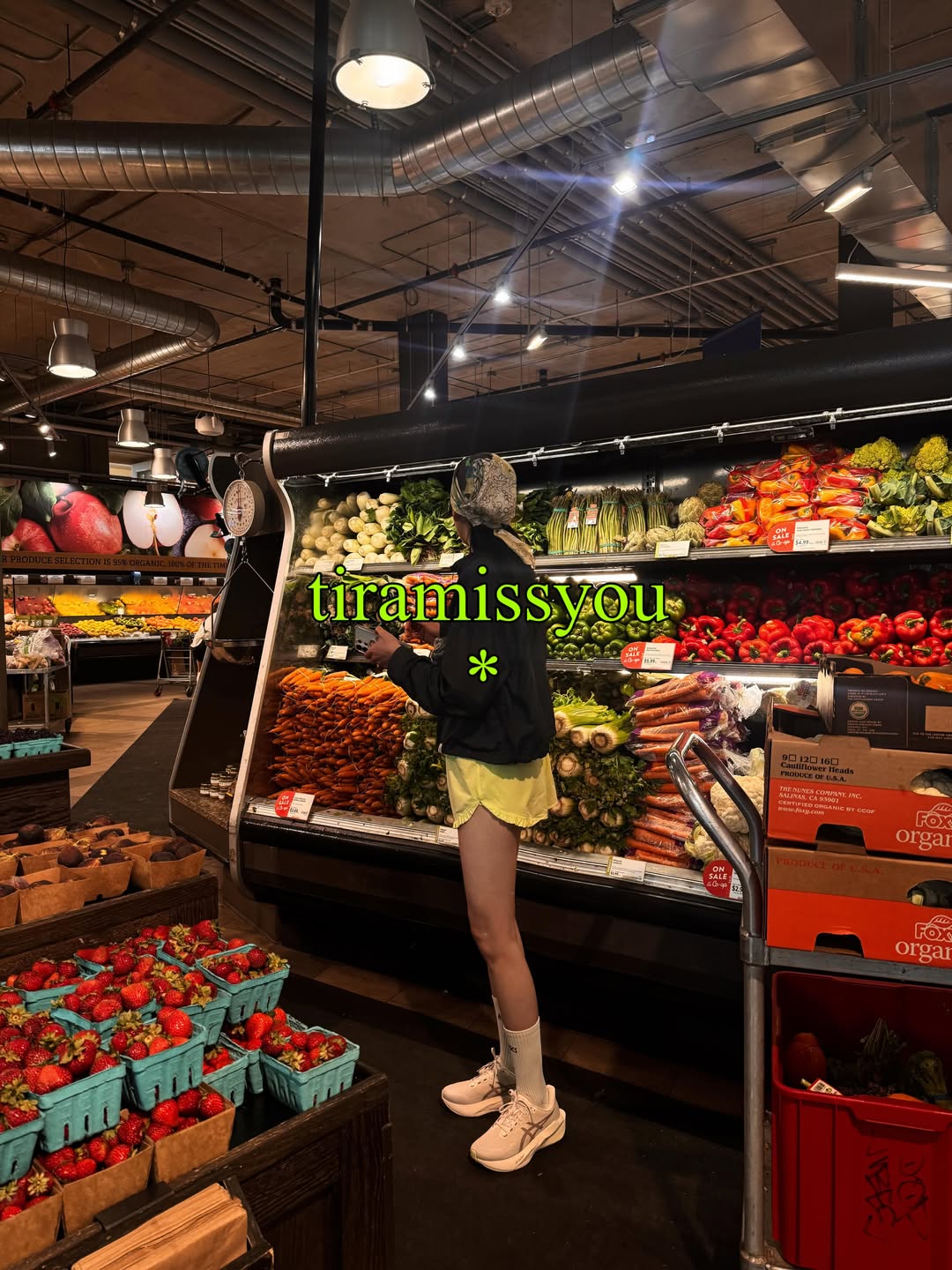 แพต - ชญานิษฐ์ ชาญสง่าเวช