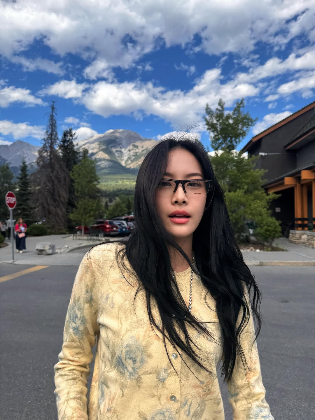 แพต - ชญานิษฐ์ ชาญสง่าเวช
