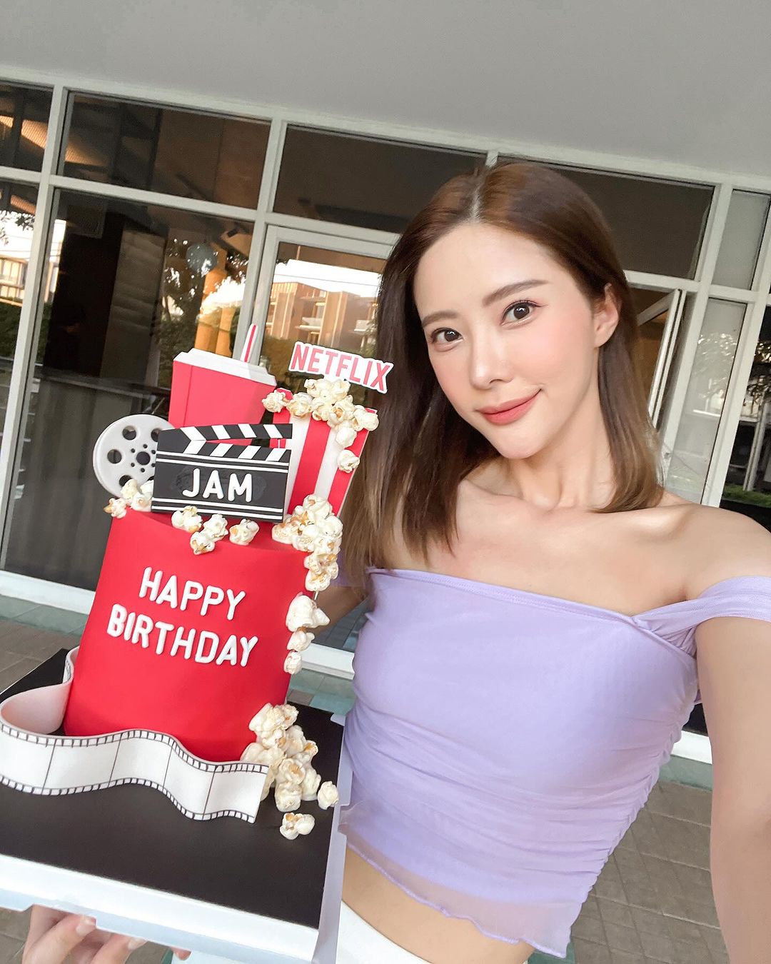 แจม - ชรัฐฐา อิมราพร