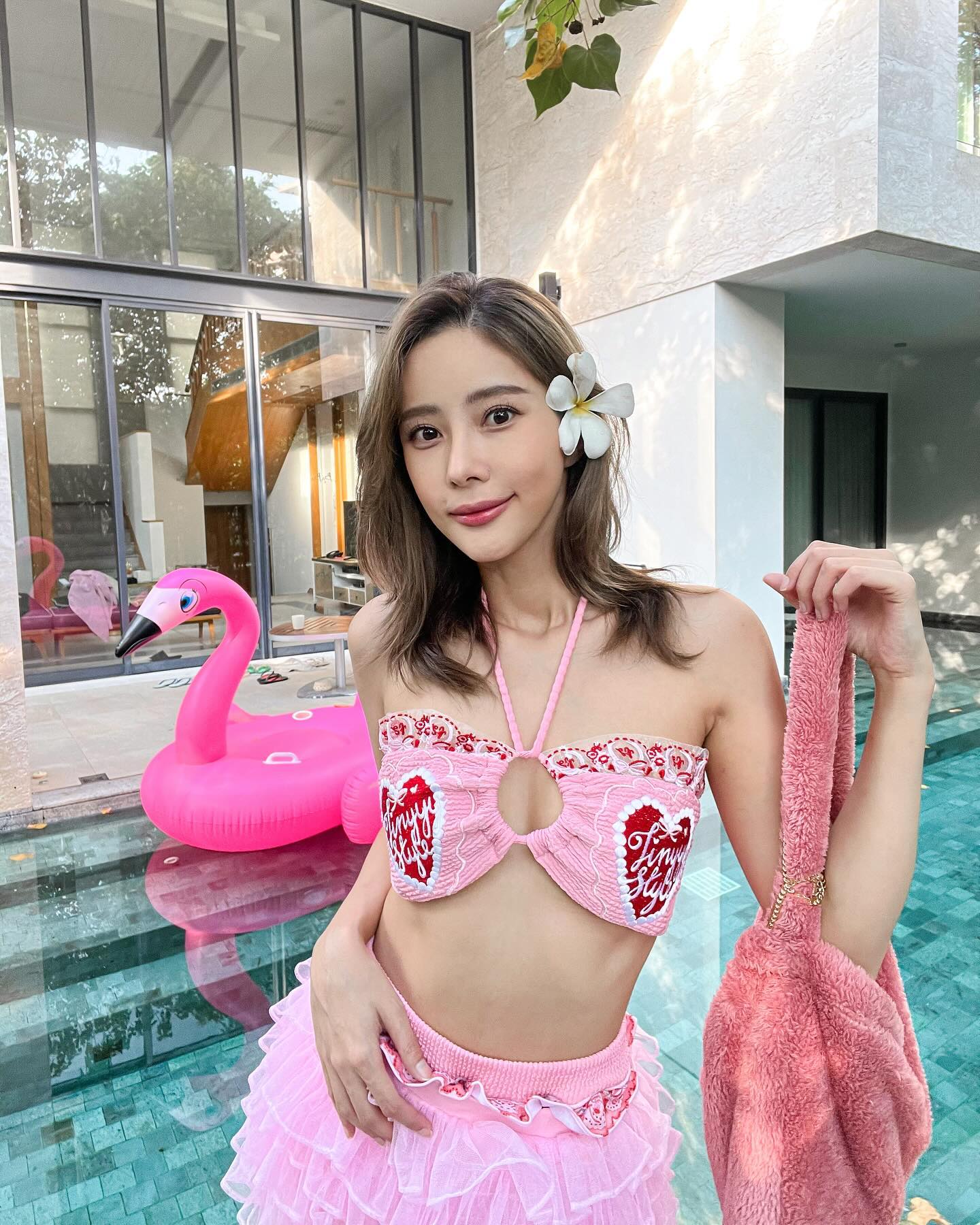 แจม - ชรัฐฐา อิมราพร