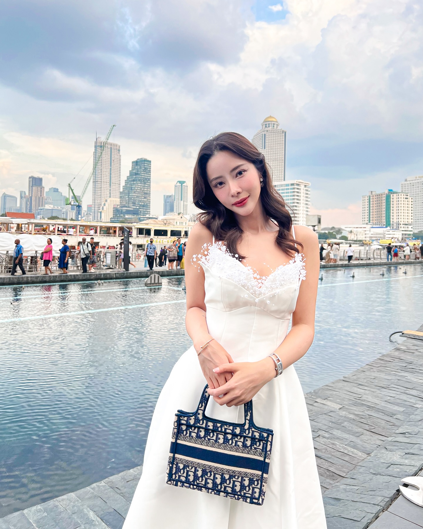 แจม - ชรัฐฐา อิมราพร