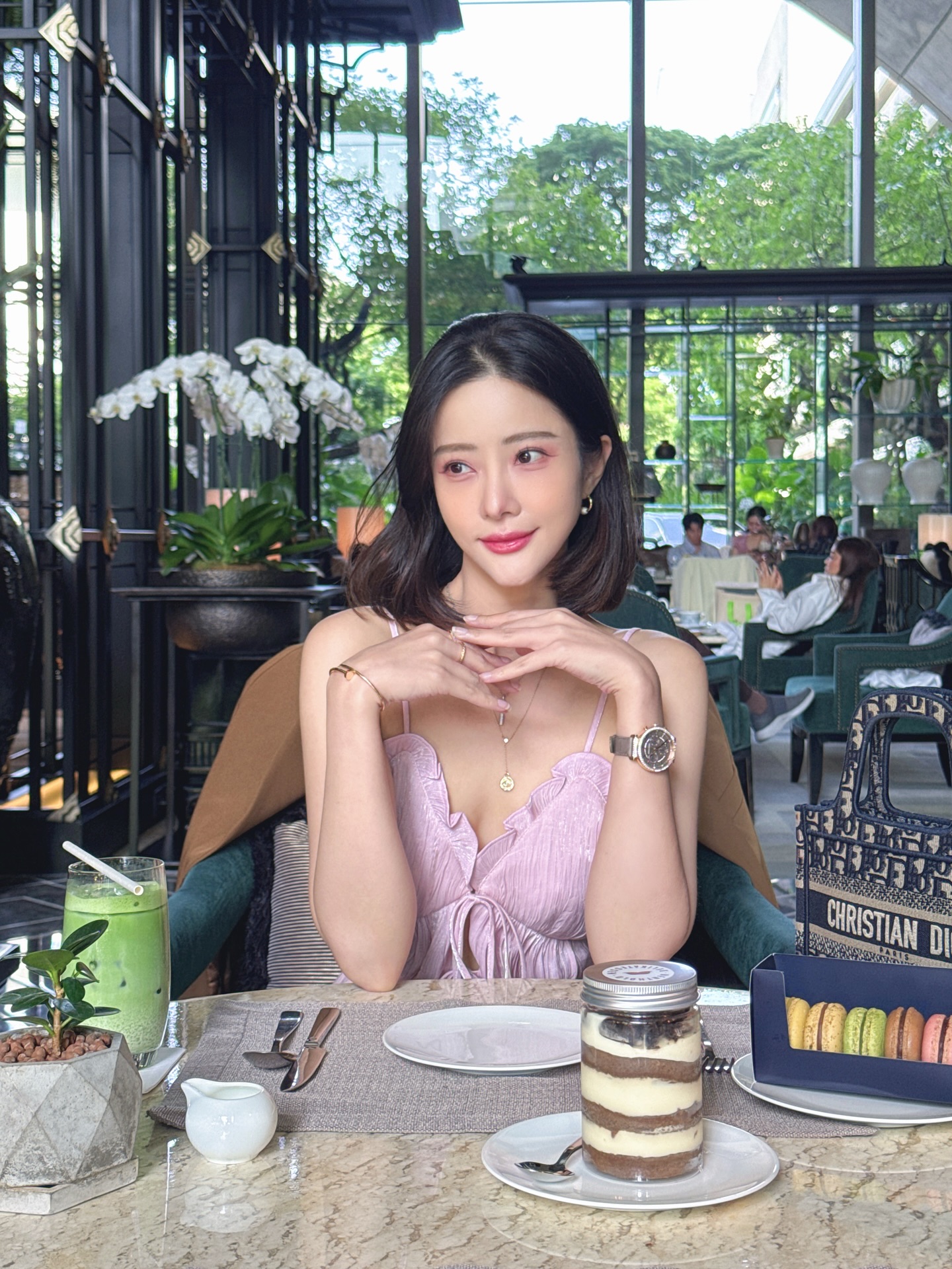 แจม - ชรัฐฐา อิมราพร