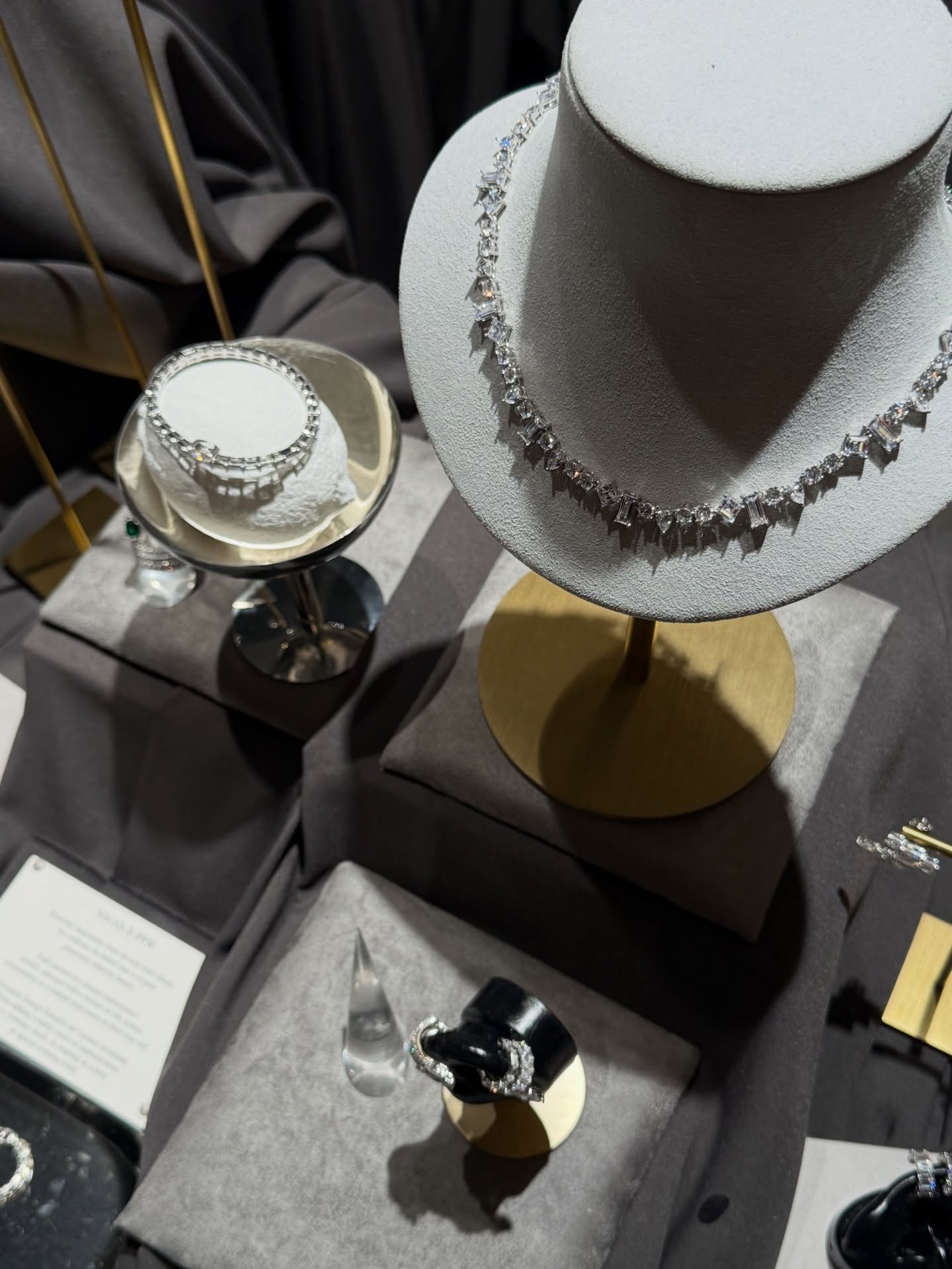 แจม - ชรัฐฐา อิมราพร