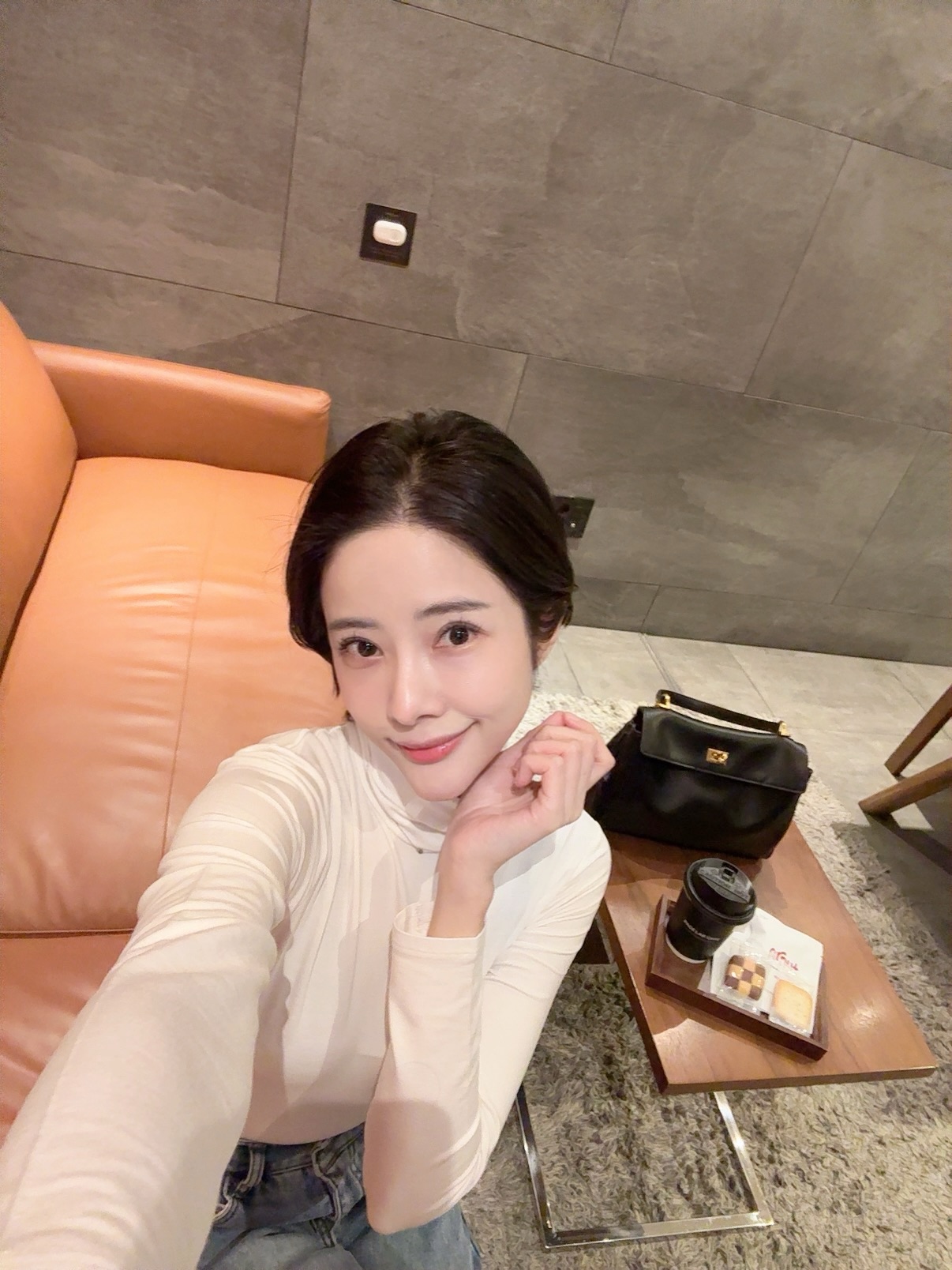 แจม - ชรัฐฐา อิมราพร