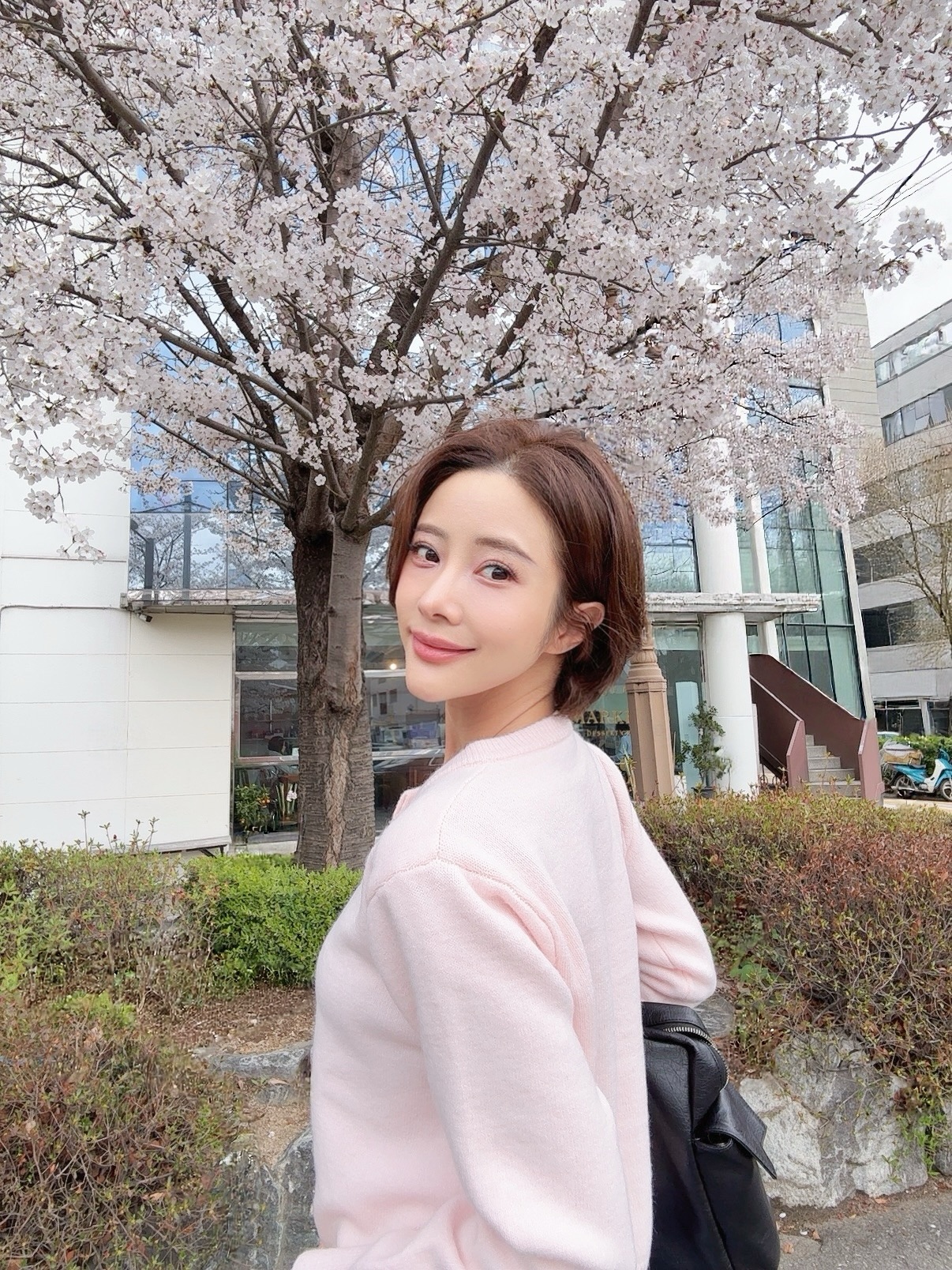 แจม - ชรัฐฐา อิมราพร