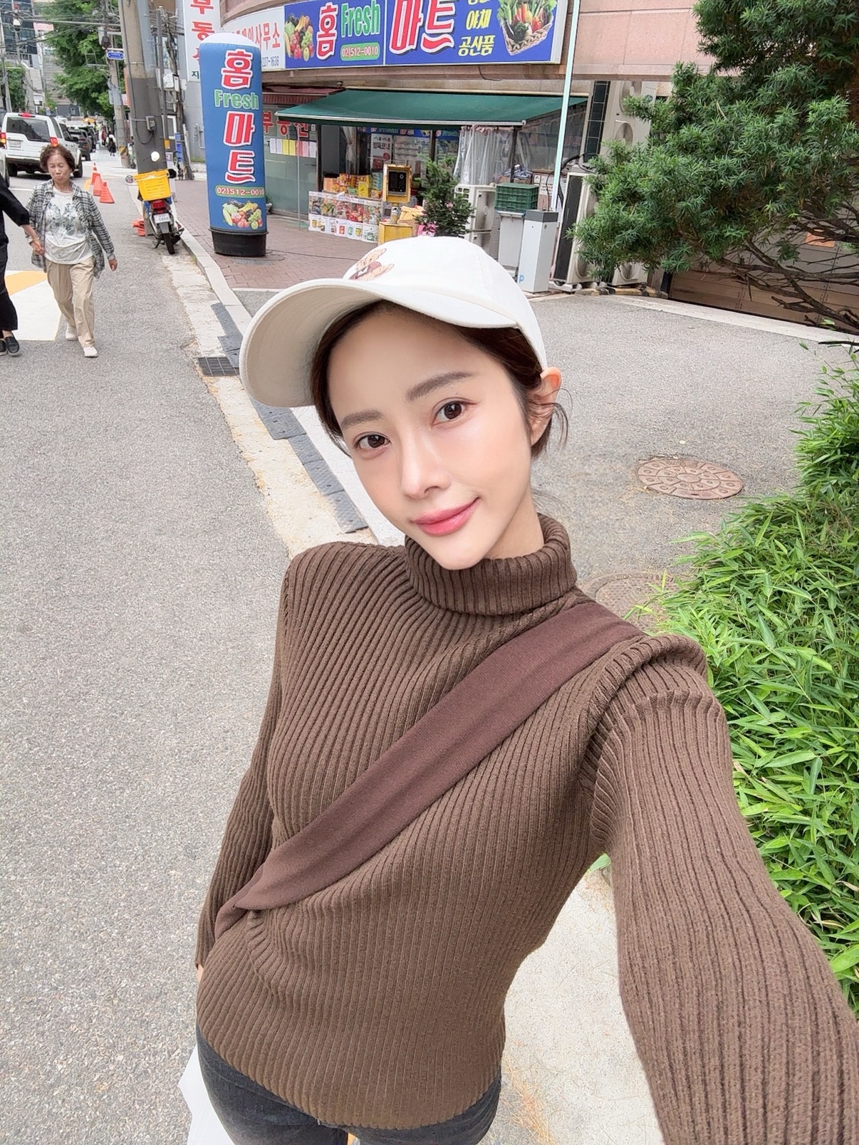 แจม - ชรัฐฐา อิมราพร