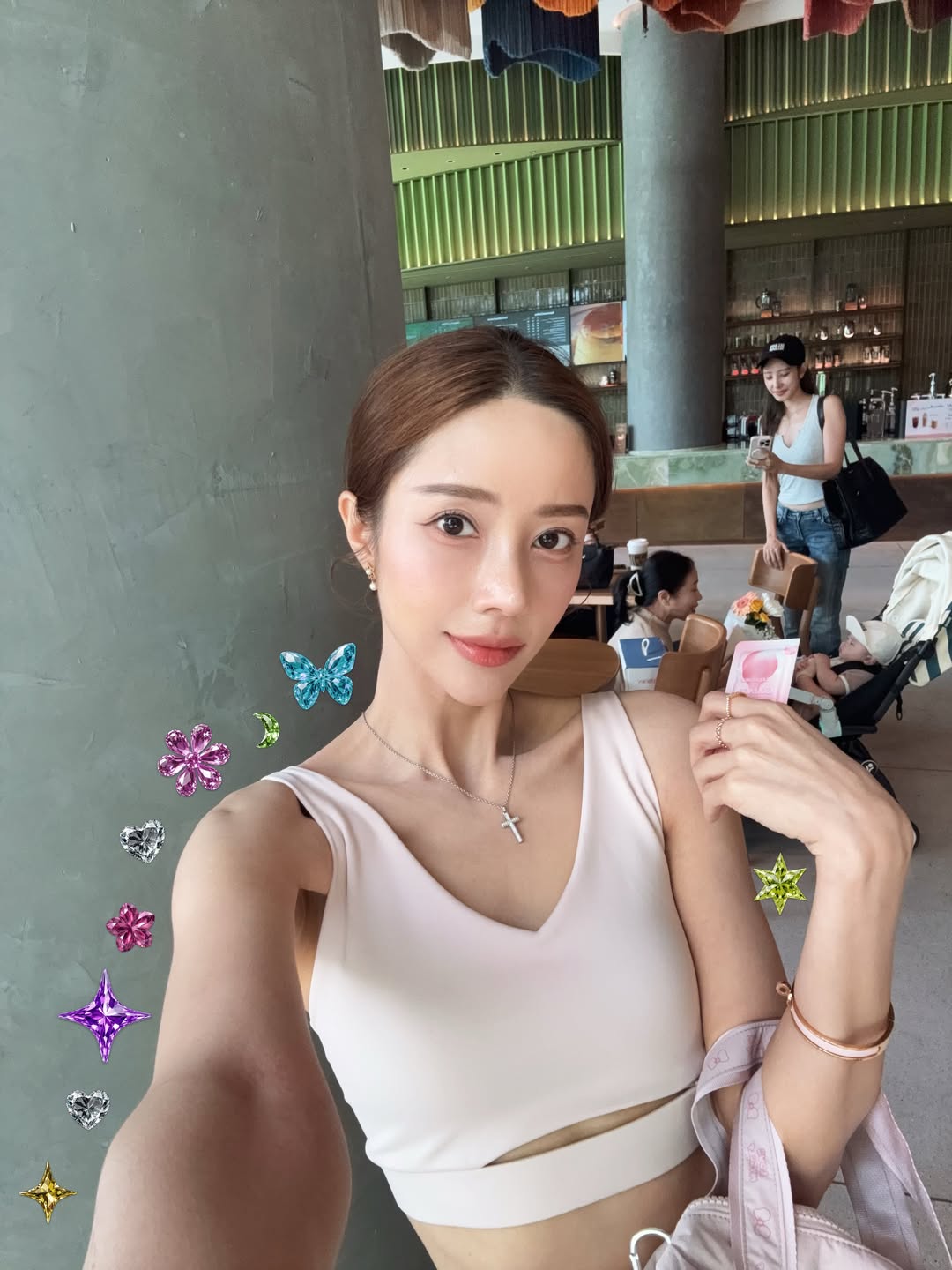 แจม - ชรัฐฐา อิมราพร