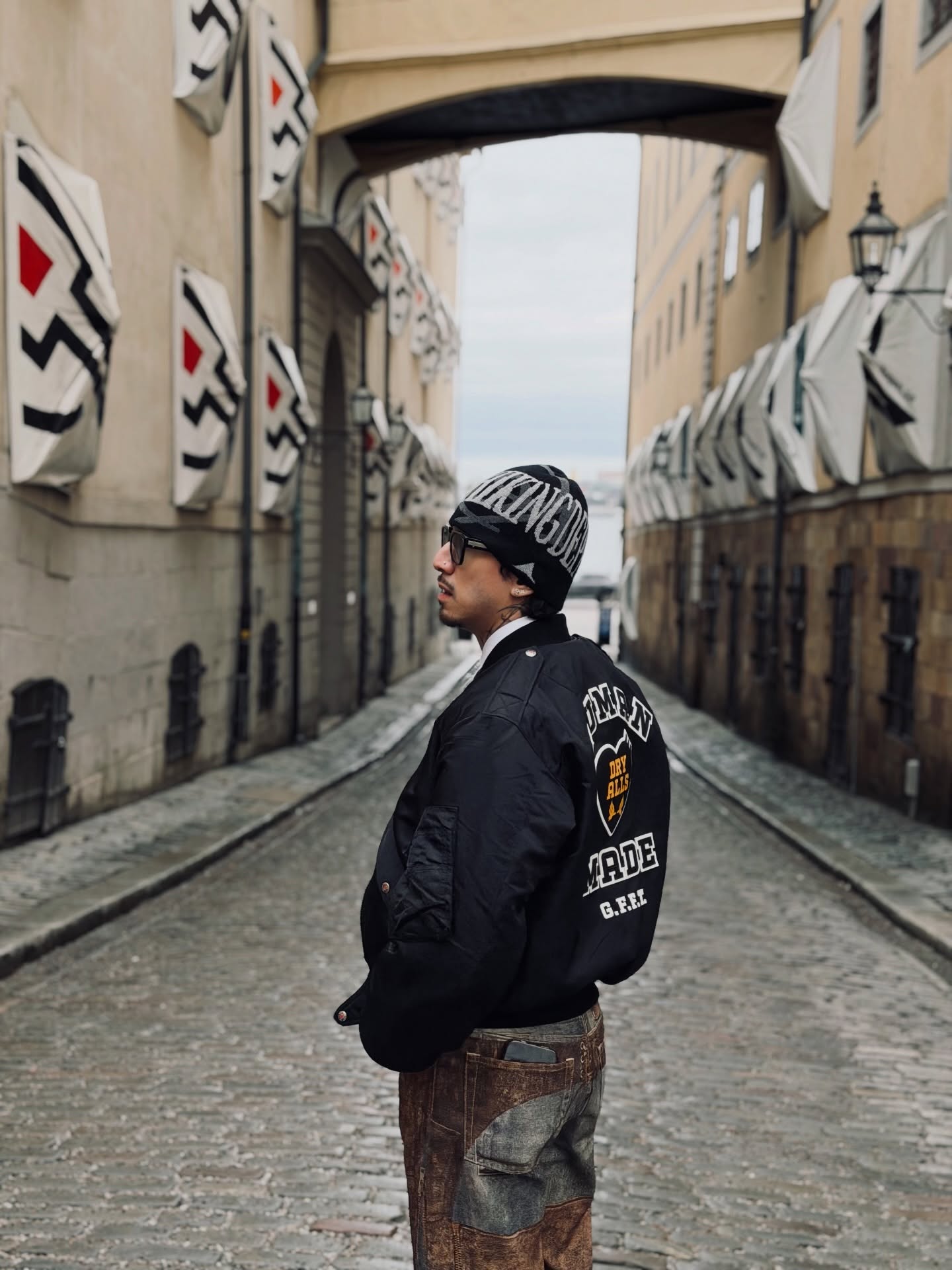 ธามไท แพลงศิลป์