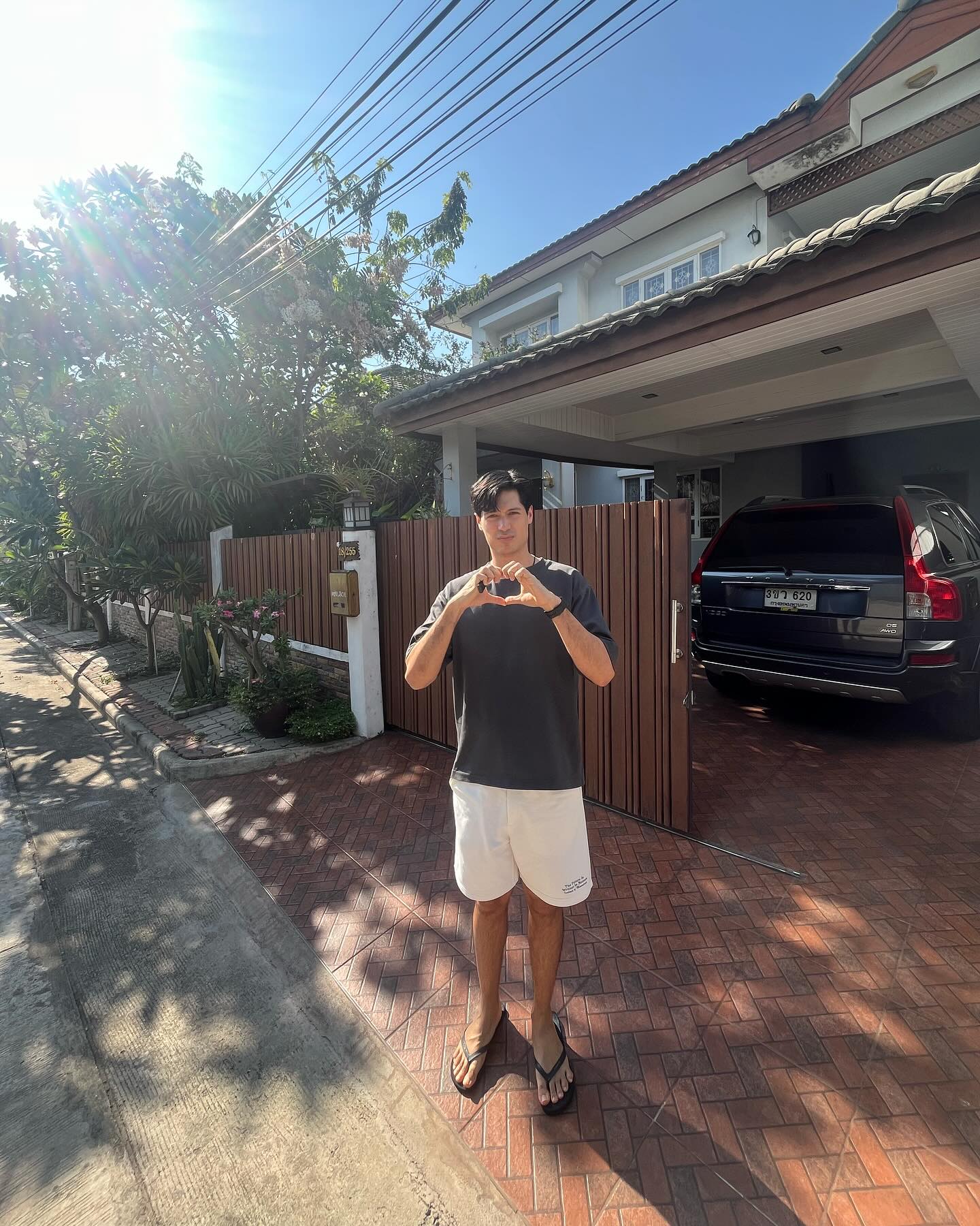 ณัฐ - ณัฐรัฐ โมริส เลอกรอง