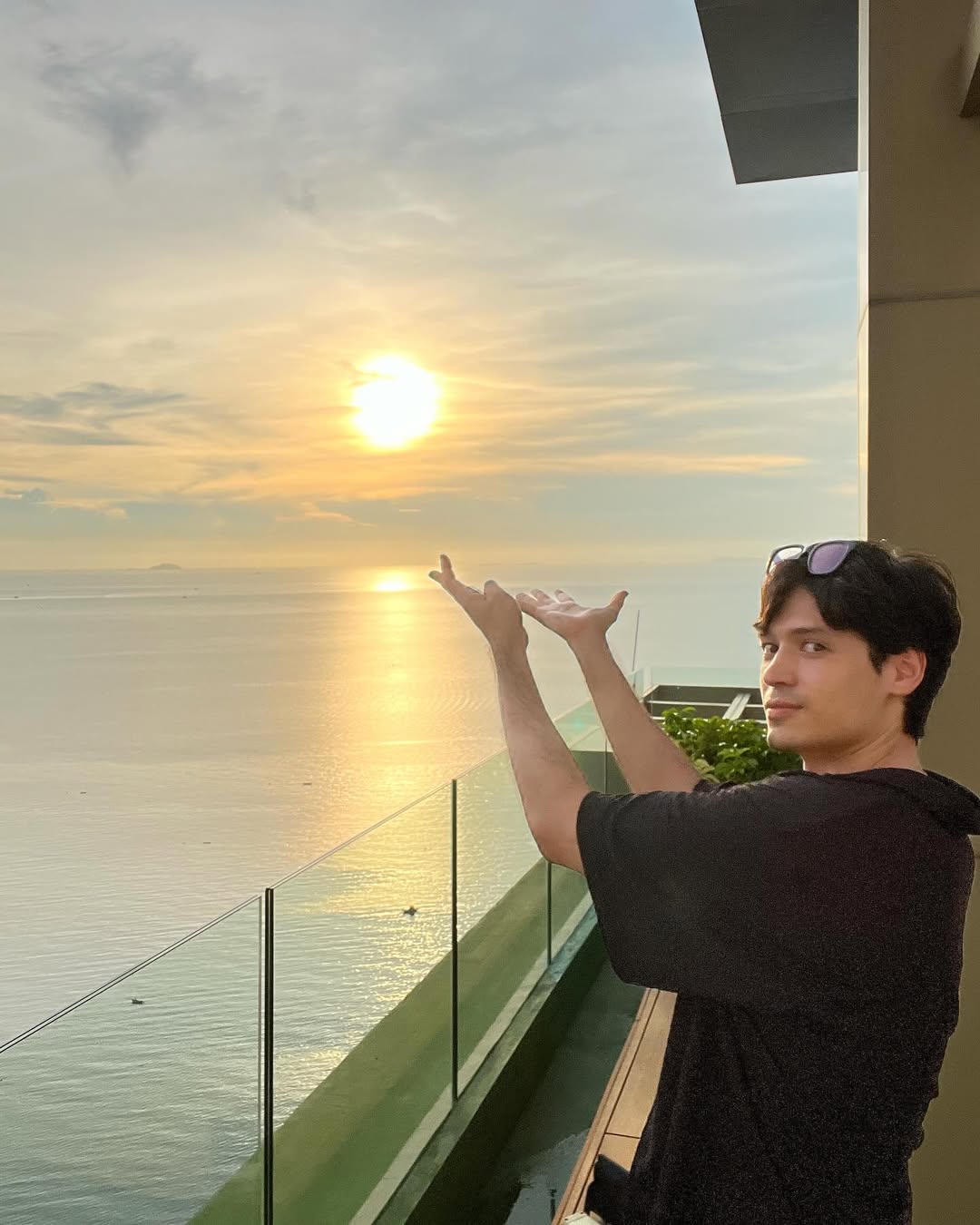 ณัฐ - ณัฐรัฐ โมริส เลอกรอง