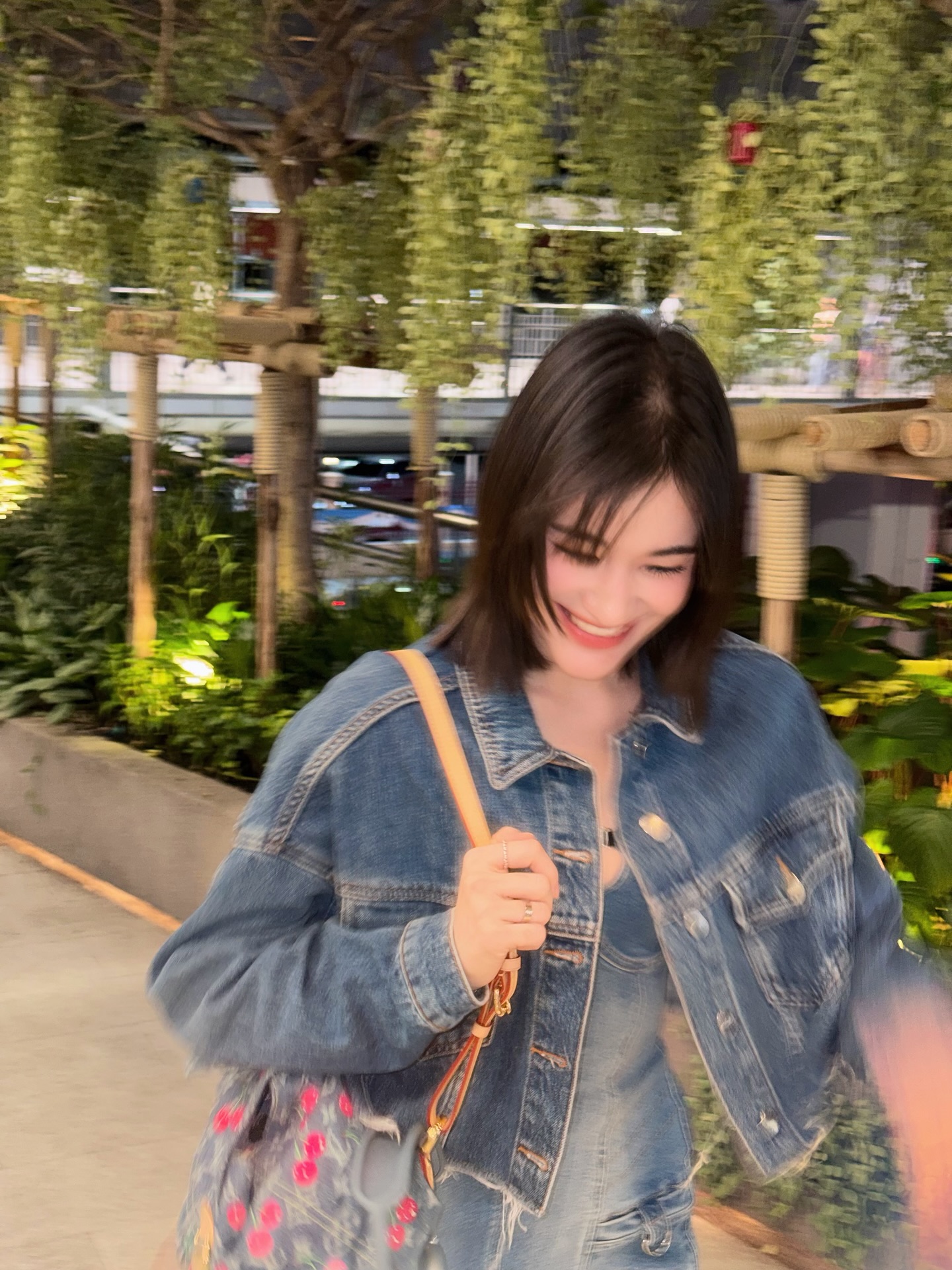 ส้ม - มารี เออเจนี เลอเลย์