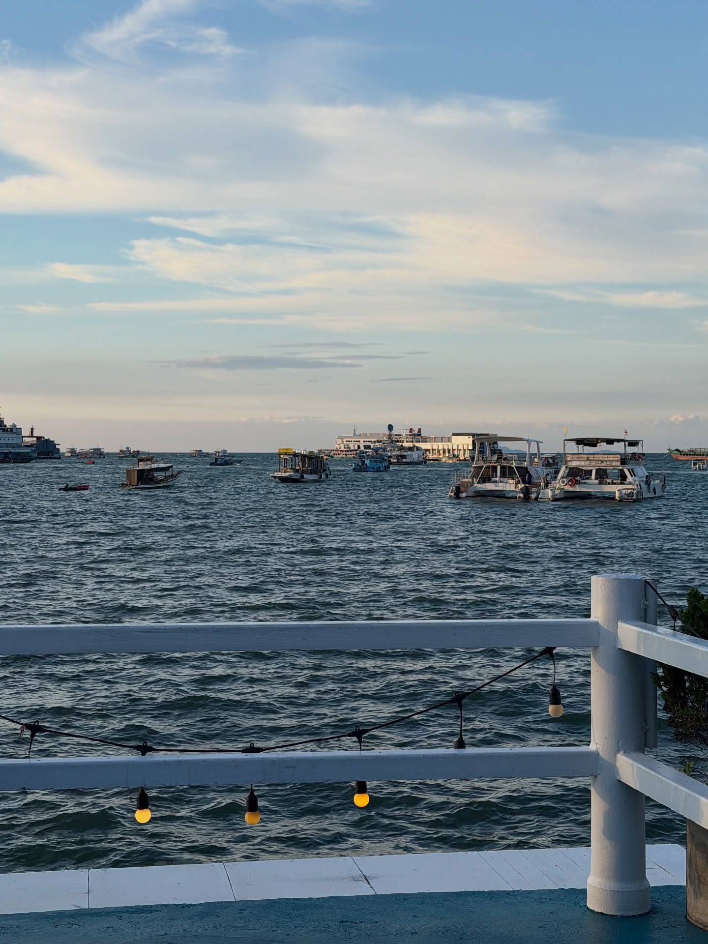 ส้ม - มารี เออเจนี เลอเลย์