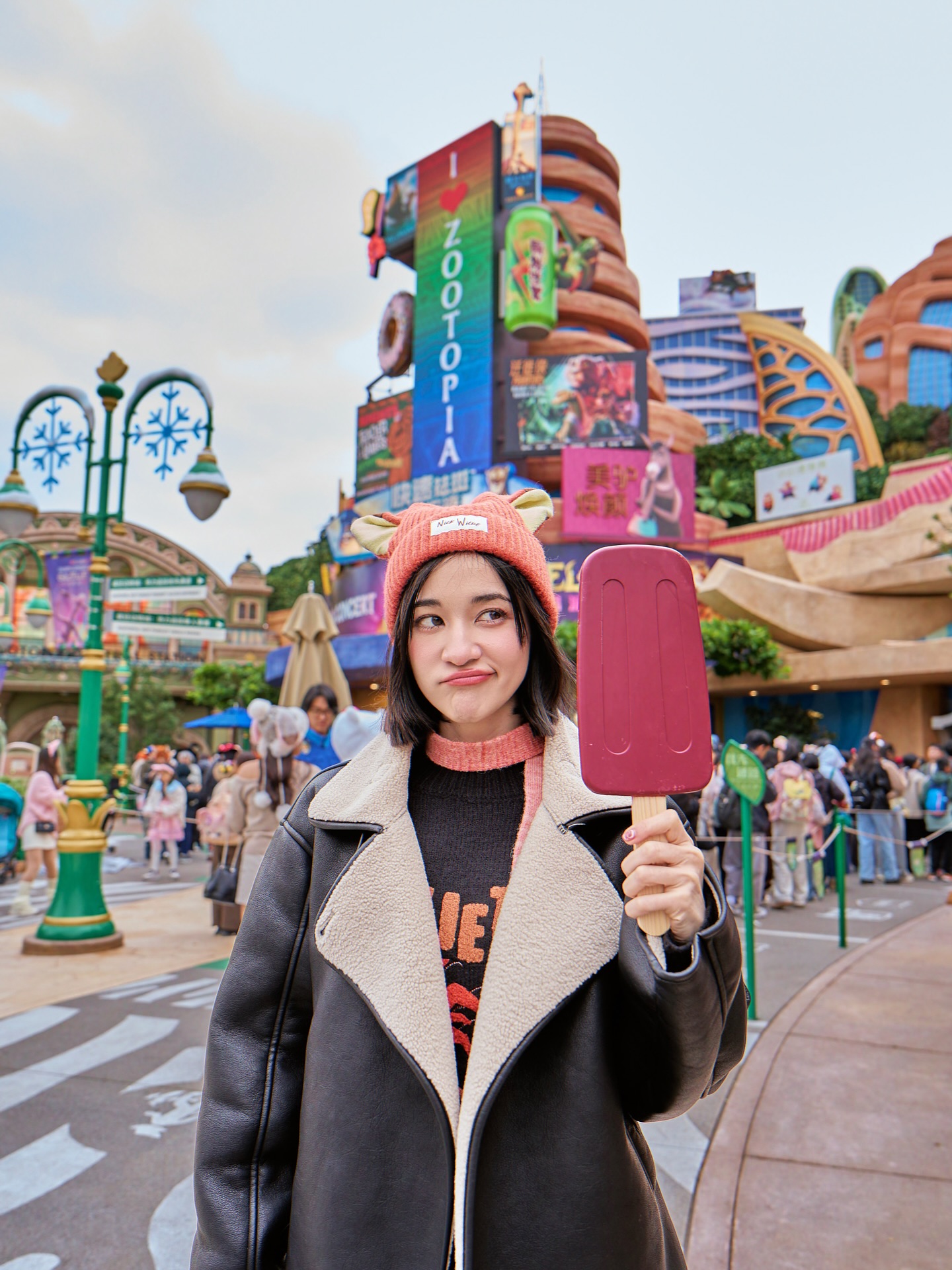 ส้ม - มารี เออเจนี เลอเลย์