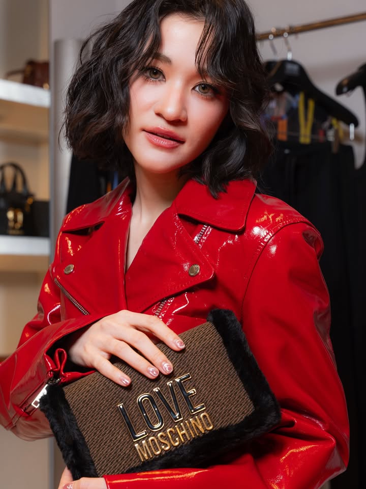 ส้ม - มารี เออเจนี เลอเลย์