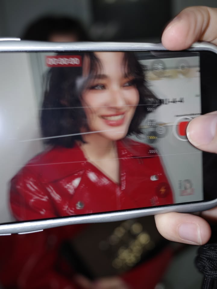 ส้ม - มารี เออเจนี เลอเลย์