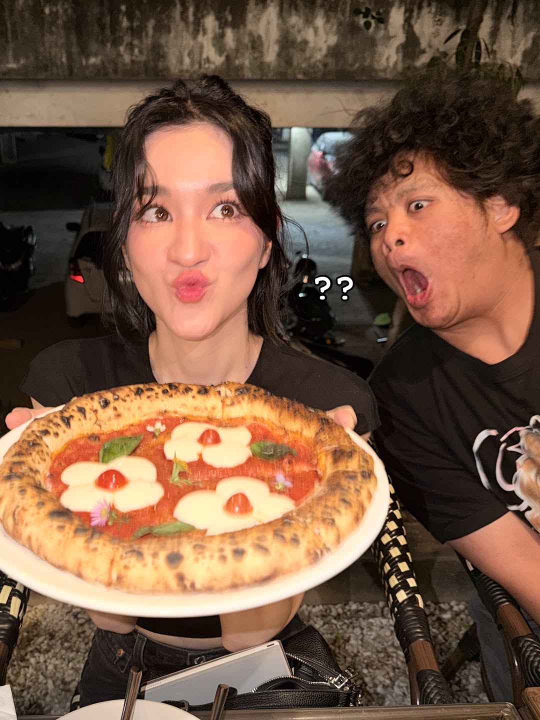 ส้ม - มารี เออเจนี เลอเลย์