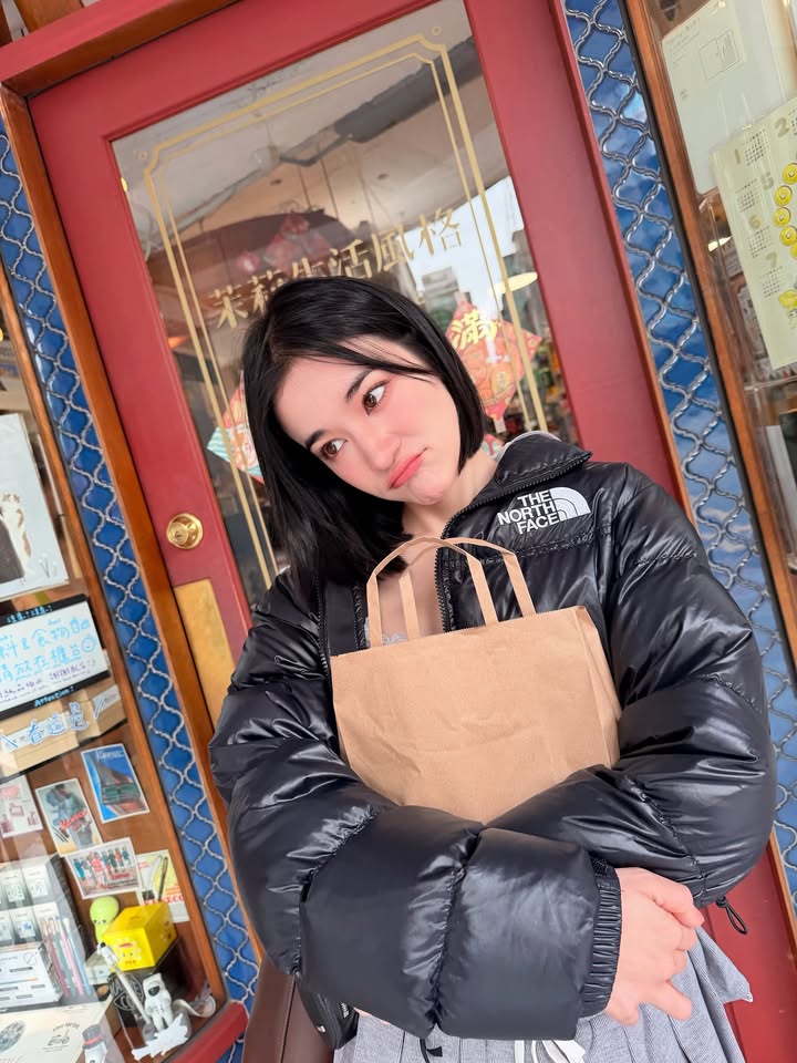 ส้ม - มารี เออเจนี เลอเลย์