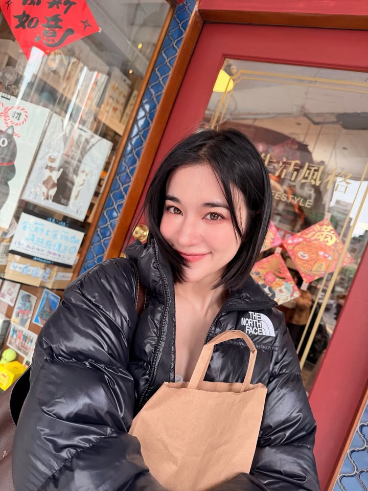 ส้ม - มารี เออเจนี เลอเลย์