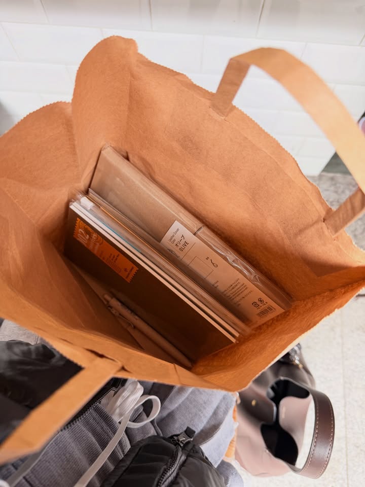 ส้ม - มารี เออเจนี เลอเลย์