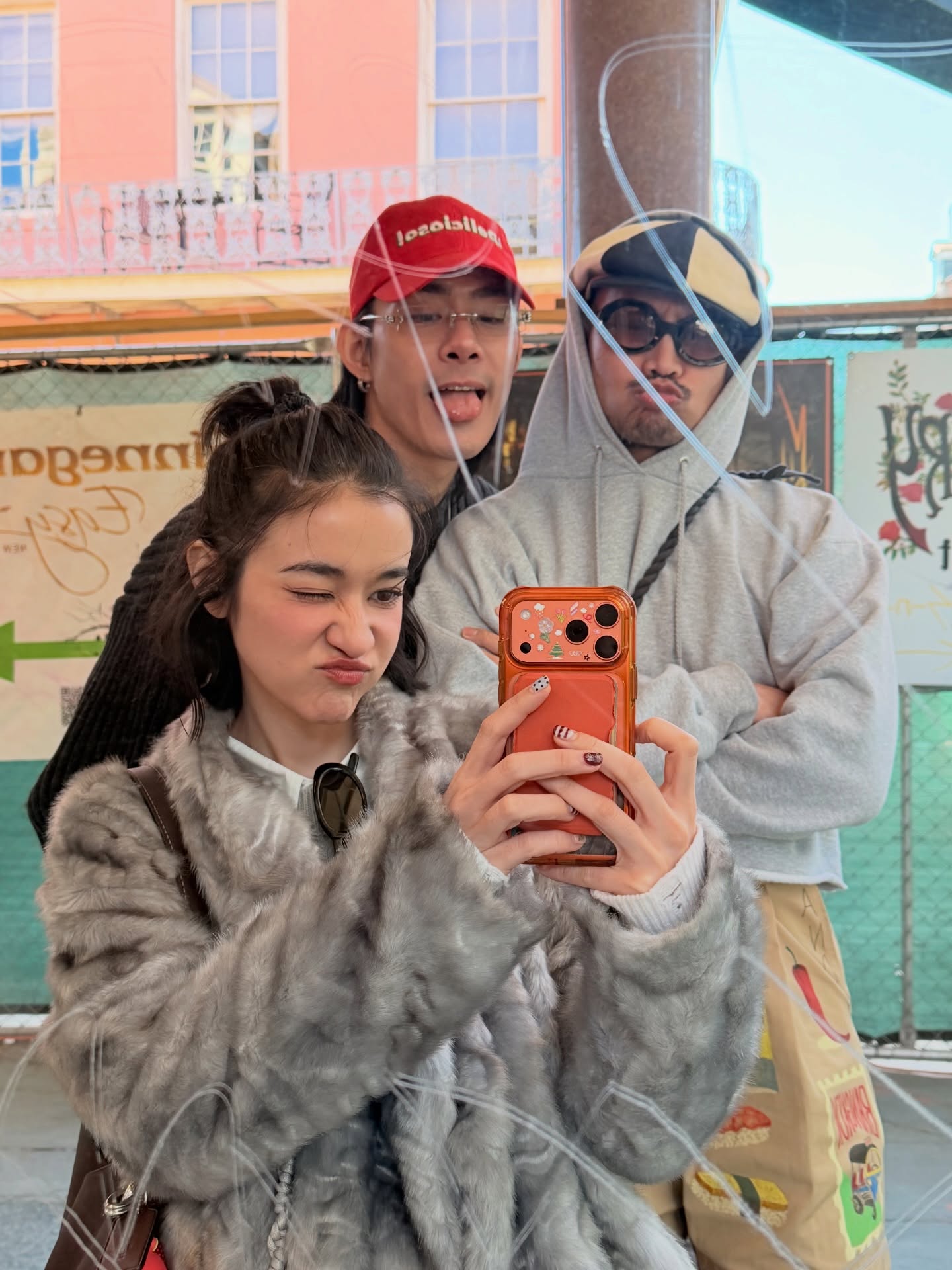 ส้ม - มารี เออเจนี เลอเลย์