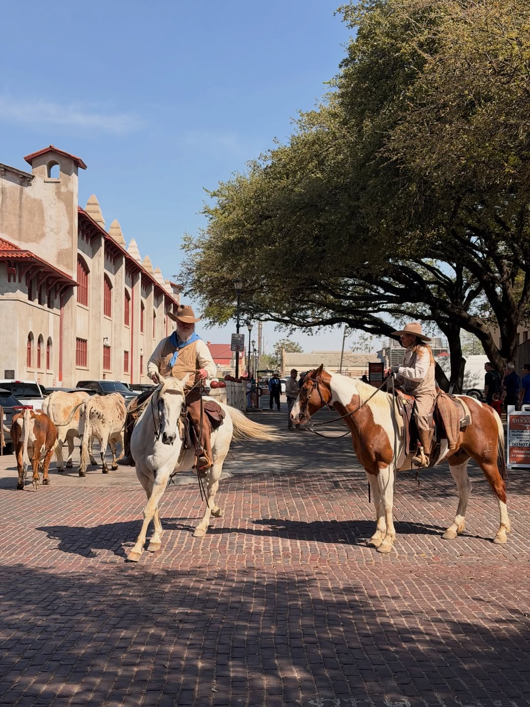 ส้ม - มารี เออเจนี เลอเลย์