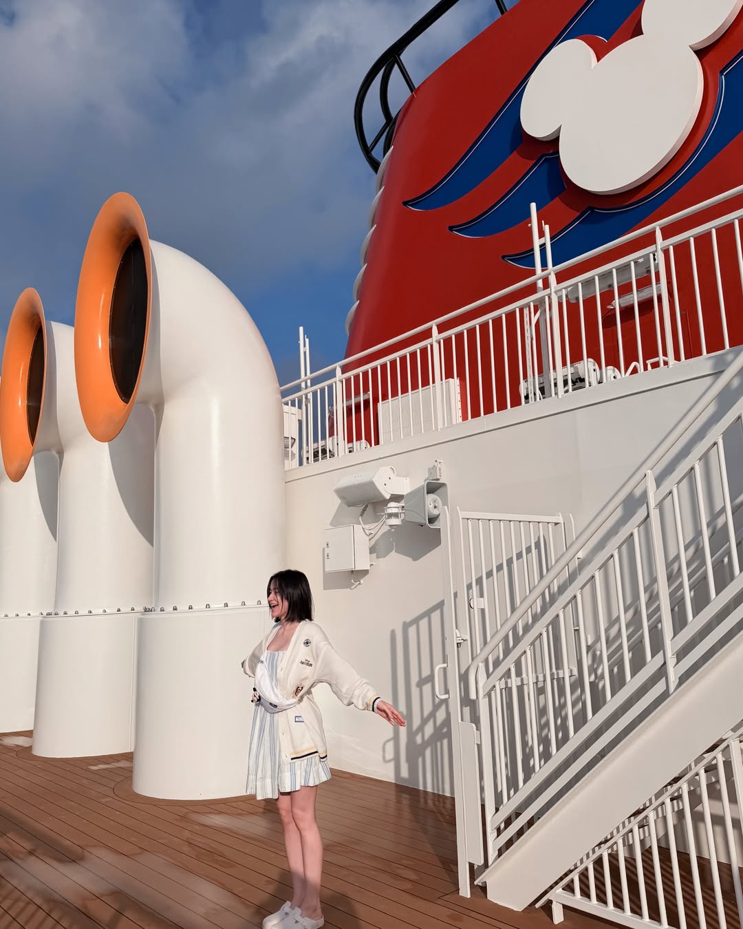 ส้ม - มารี เออเจนี เลอเลย์