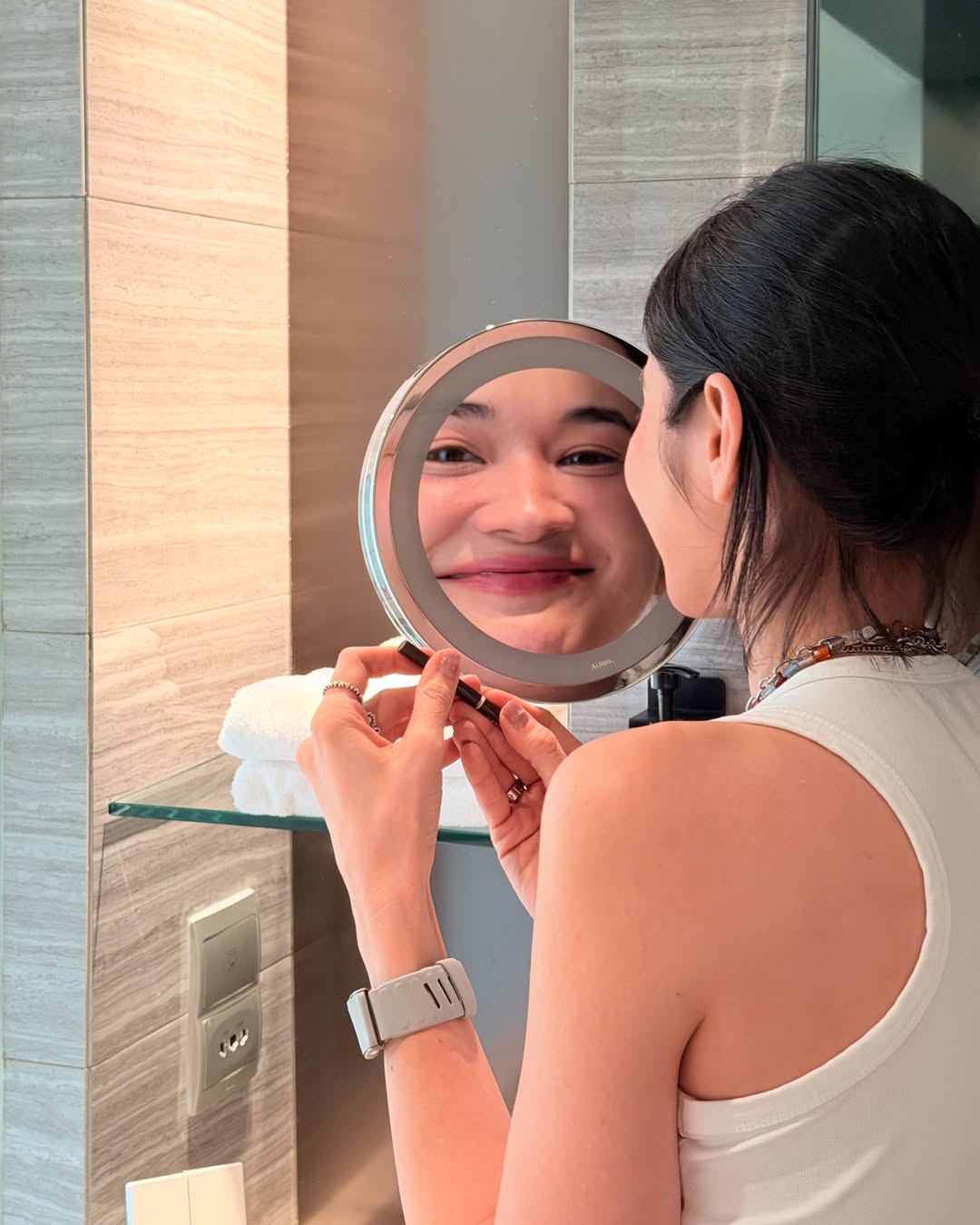 ส้ม - มารี เออเจนี เลอเลย์