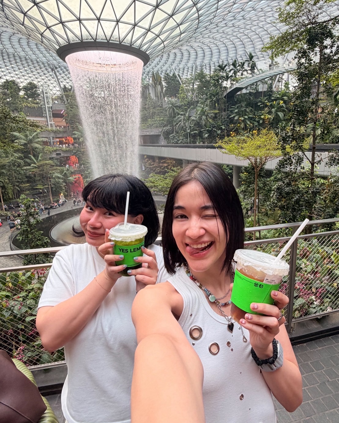 ส้ม - มารี เออเจนี เลอเลย์