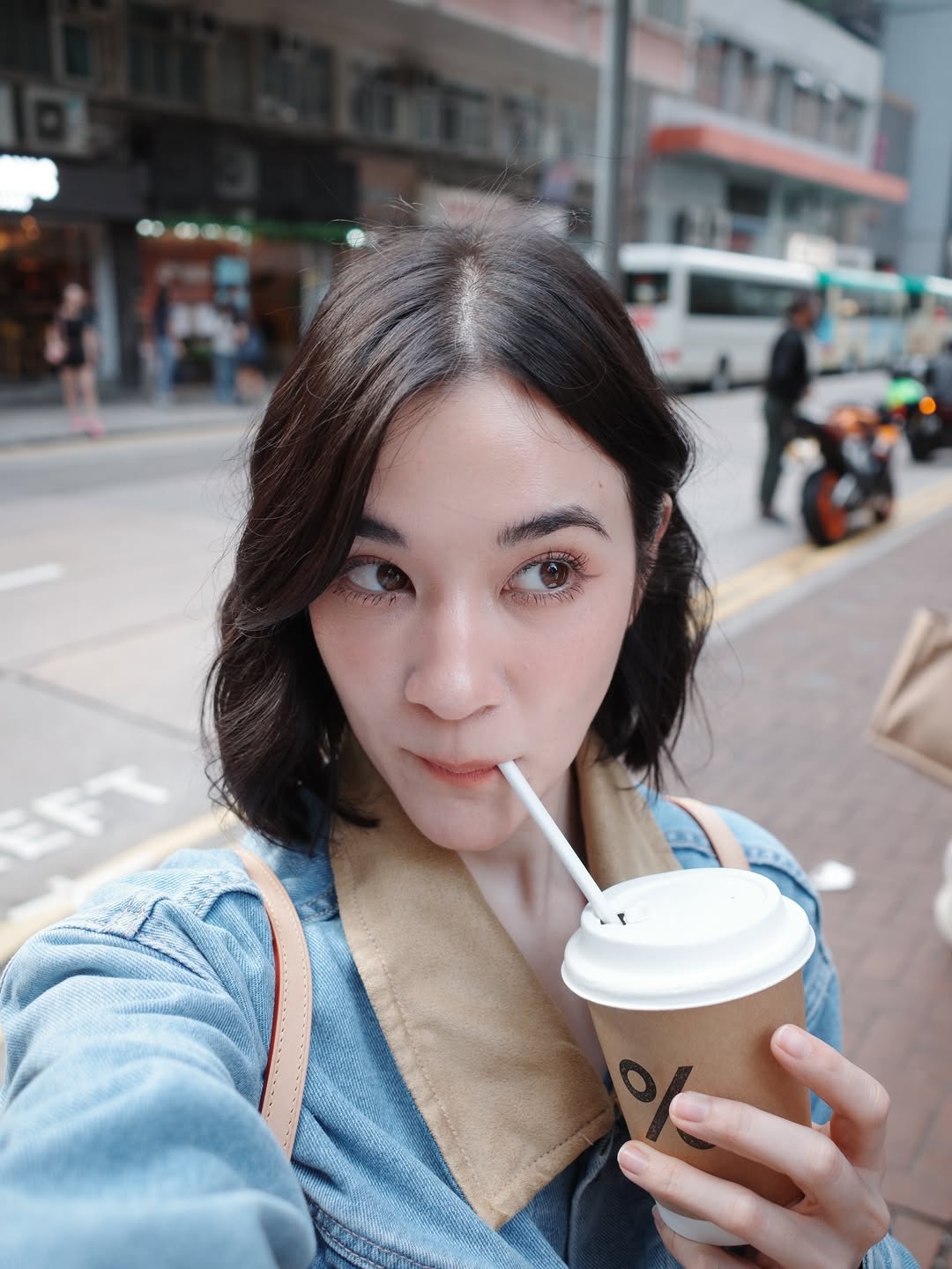 ส้ม - มารี เออเจนี เลอเลย์