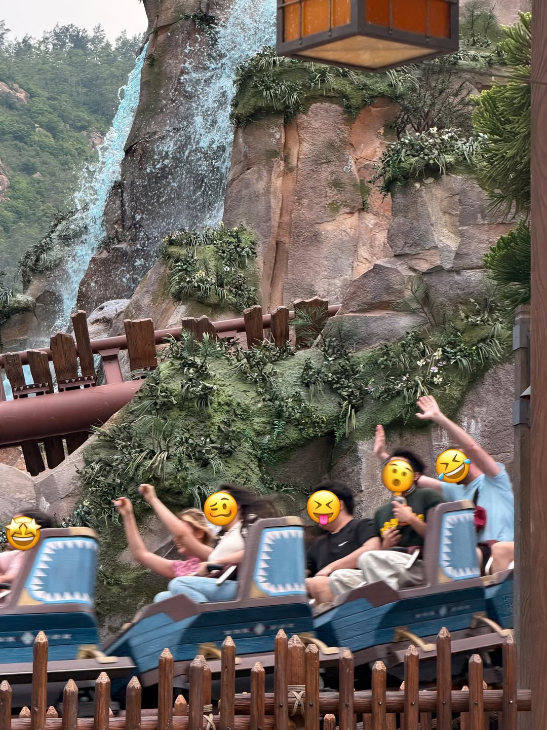 ส้ม - มารี เออเจนี เลอเลย์