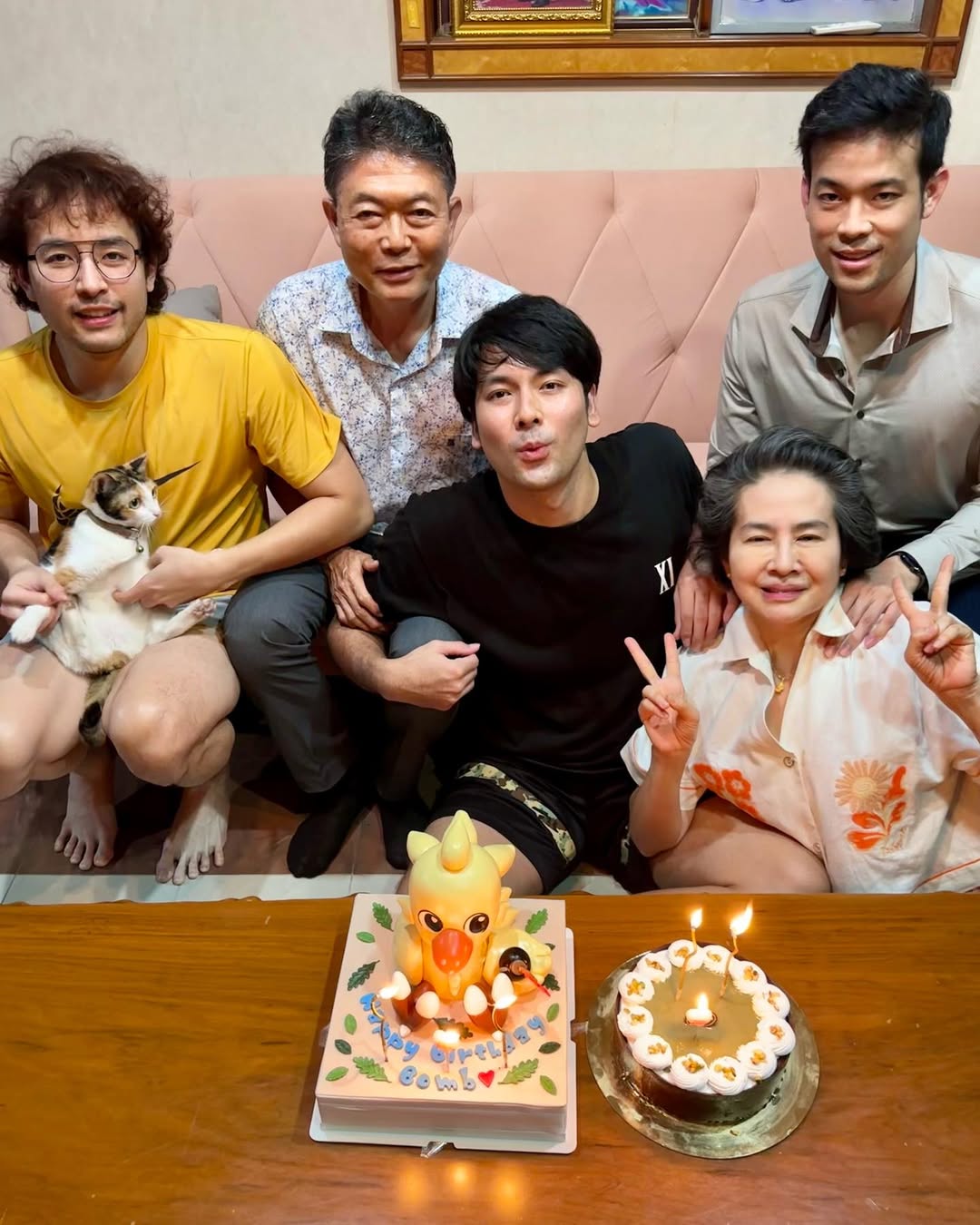 บอมบ์ - ธนิน มนูญศิลป์