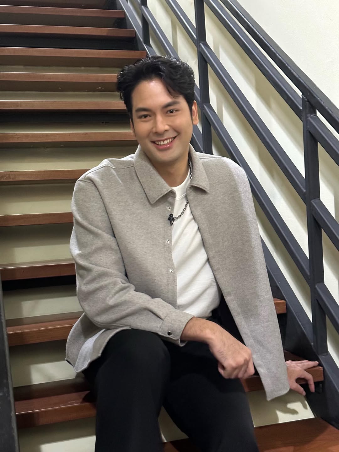 บอมบ์ - ธนิน มนูญศิลป์