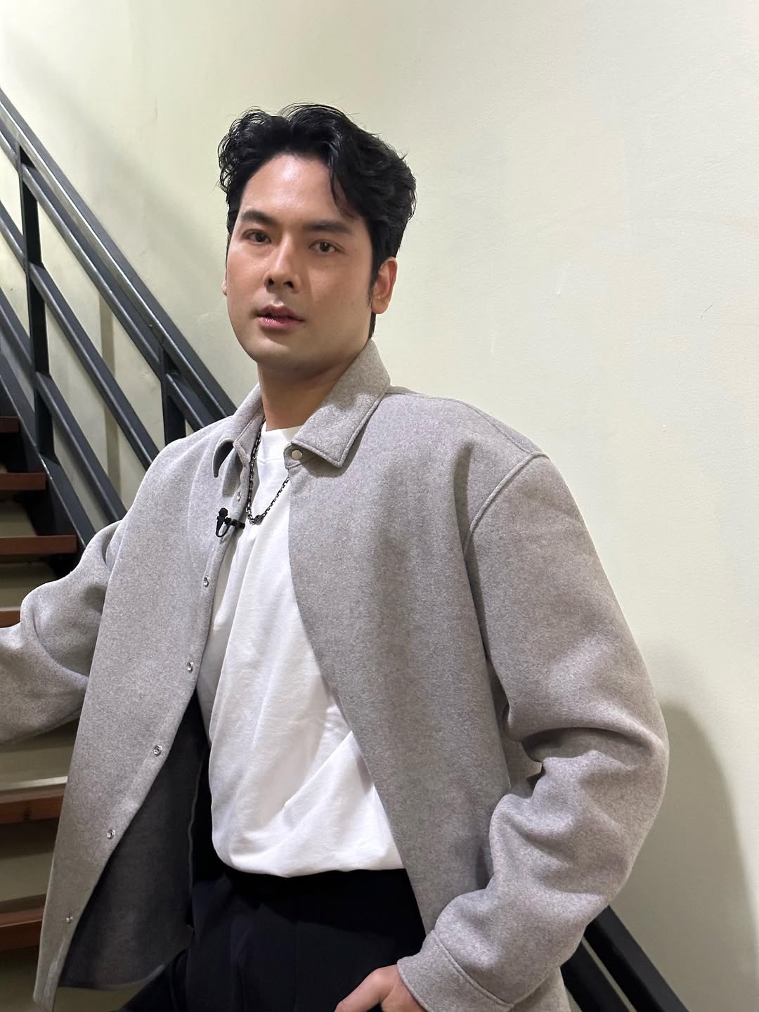 บอมบ์ - ธนิน มนูญศิลป์