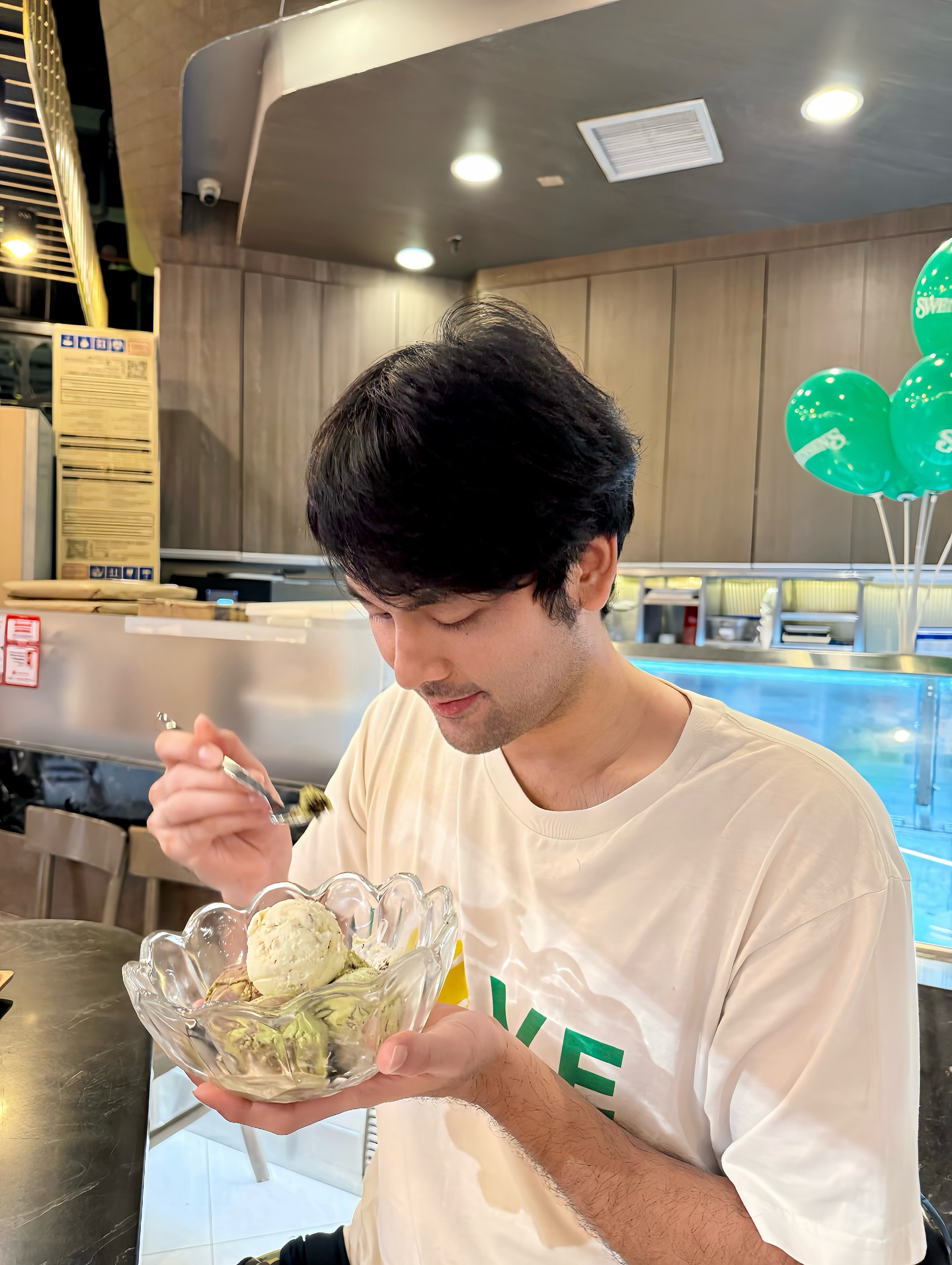 บอมบ์ - ธนิน มนูญศิลป์