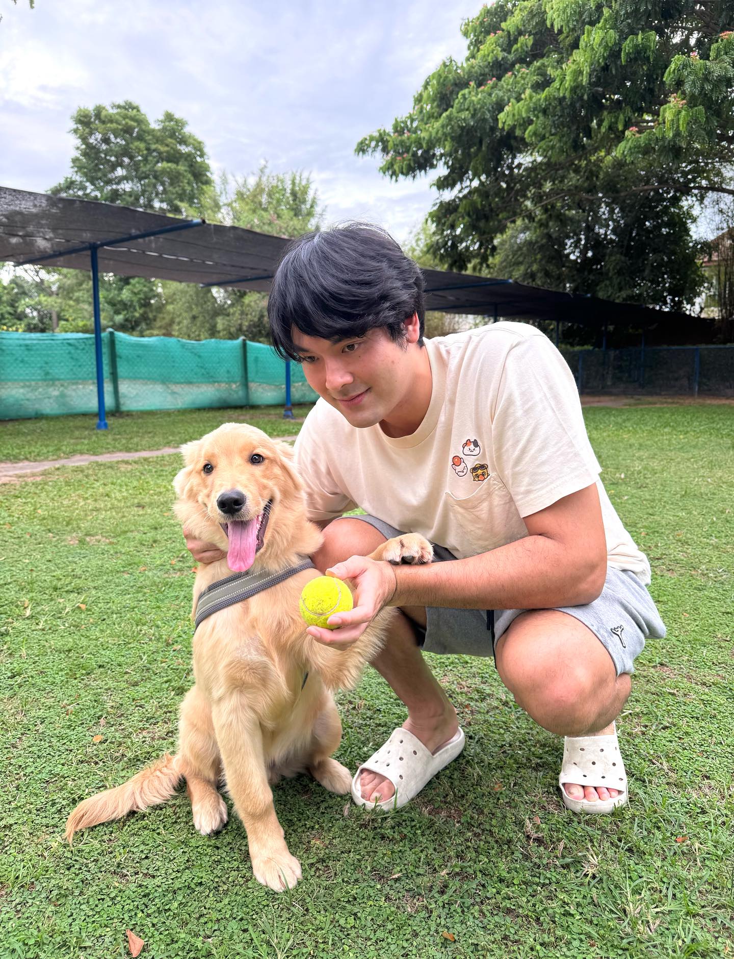 บอมบ์ - ธนิน มนูญศิลป์