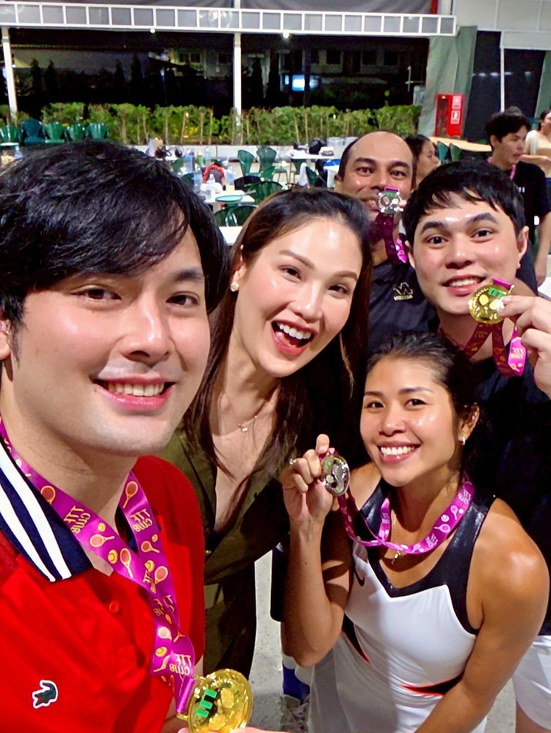 บอมบ์ - ธนิน มนูญศิลป์