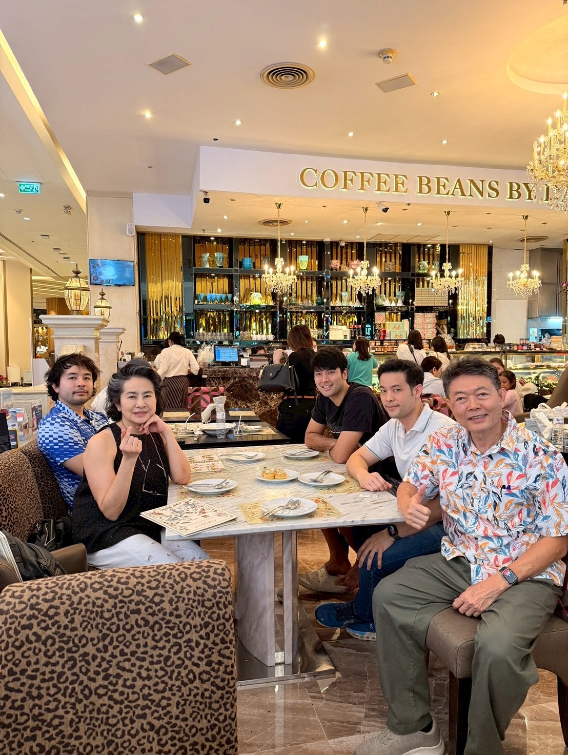 บอมบ์ - ธนิน มนูญศิลป์