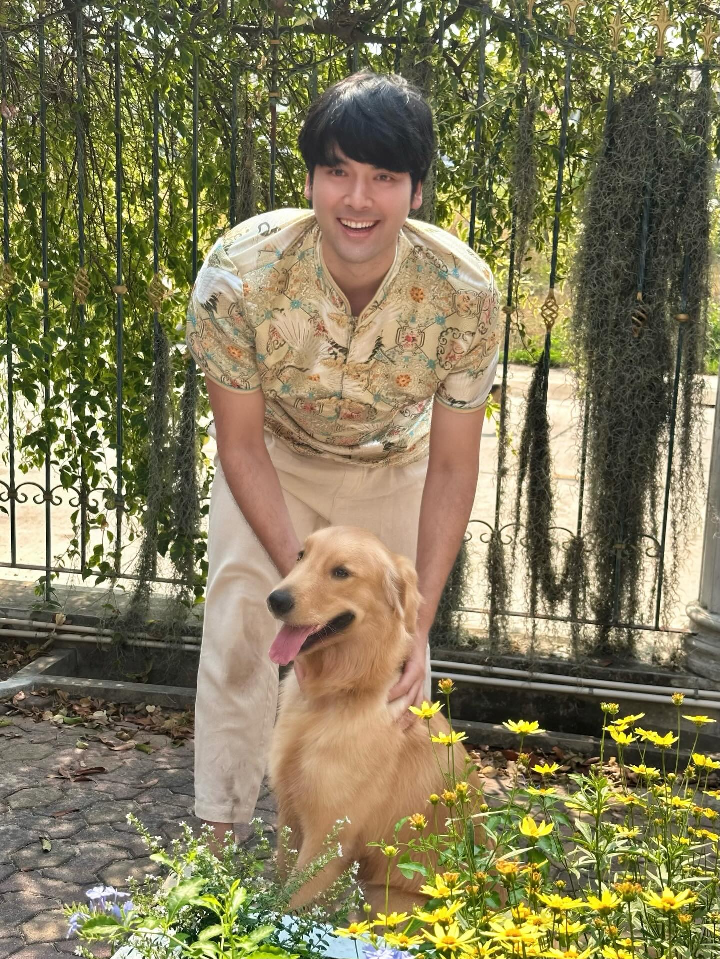 บอมบ์ - ธนิน มนูญศิลป์